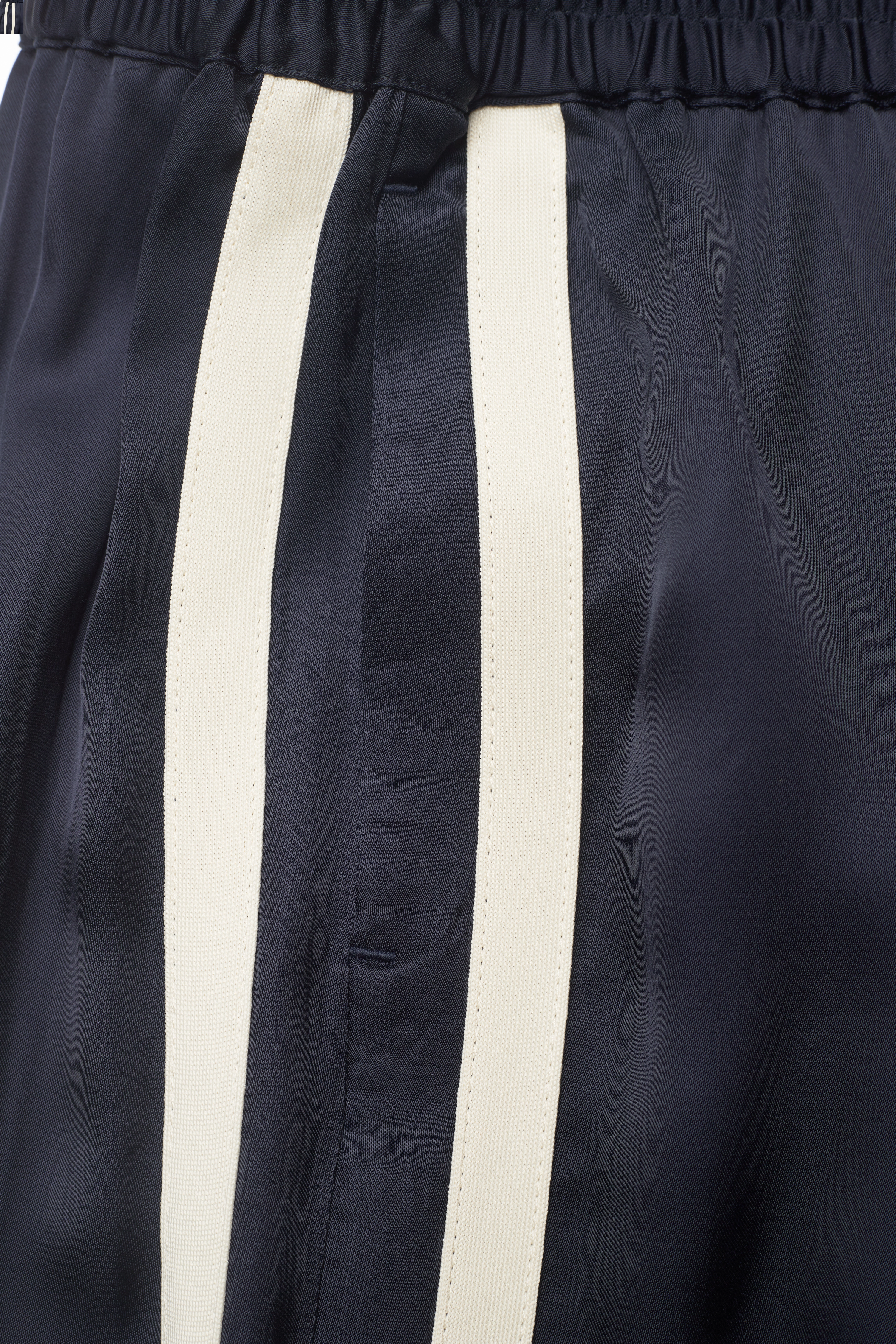GANT - D1. SATIN PULL ON PANTS - evening blue - 2