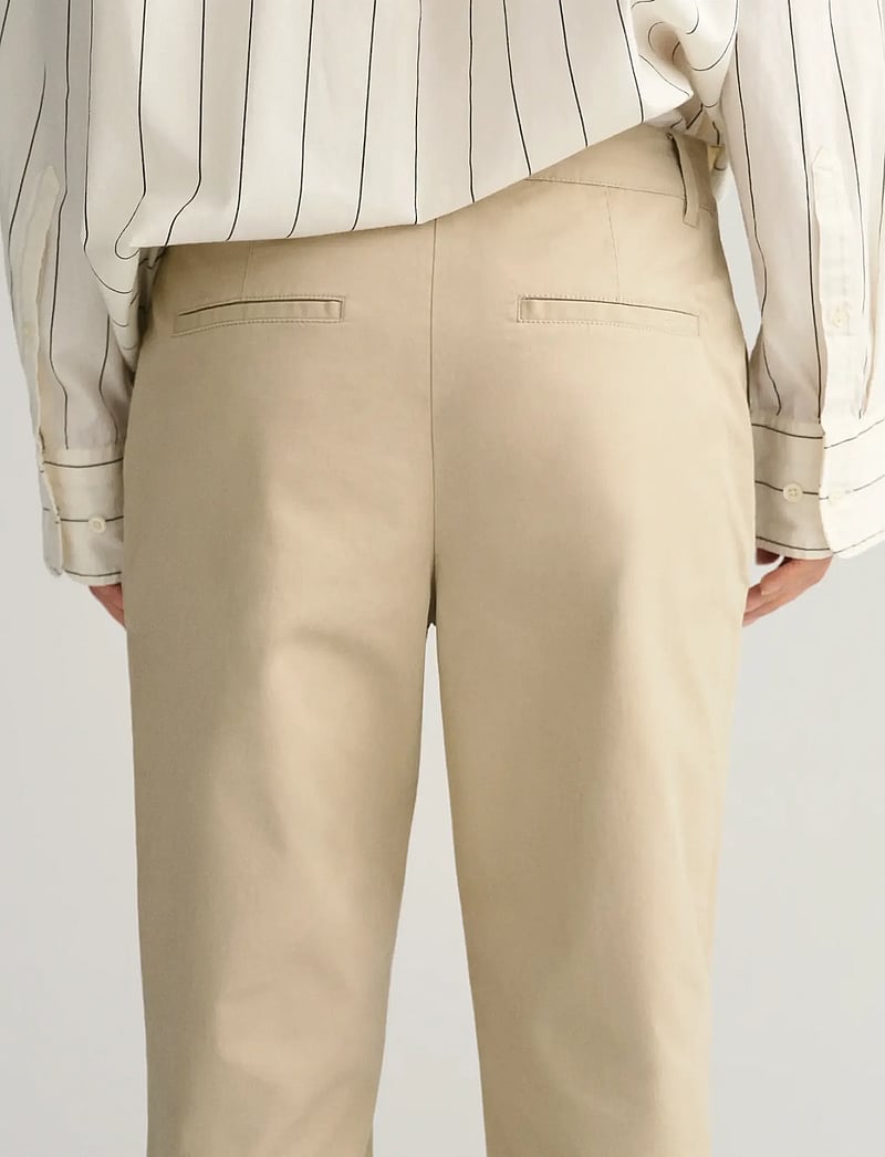 GANT - SLIM CHINOS - chinos - dry sand - 4