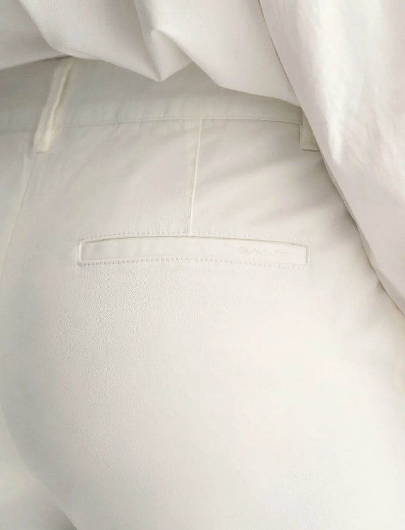 GANT - SLIM CHINOS - chinos - eggshell - 4