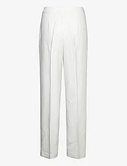 GANT - RELAXED PLEATED PANTS - suorat housut - white - 1