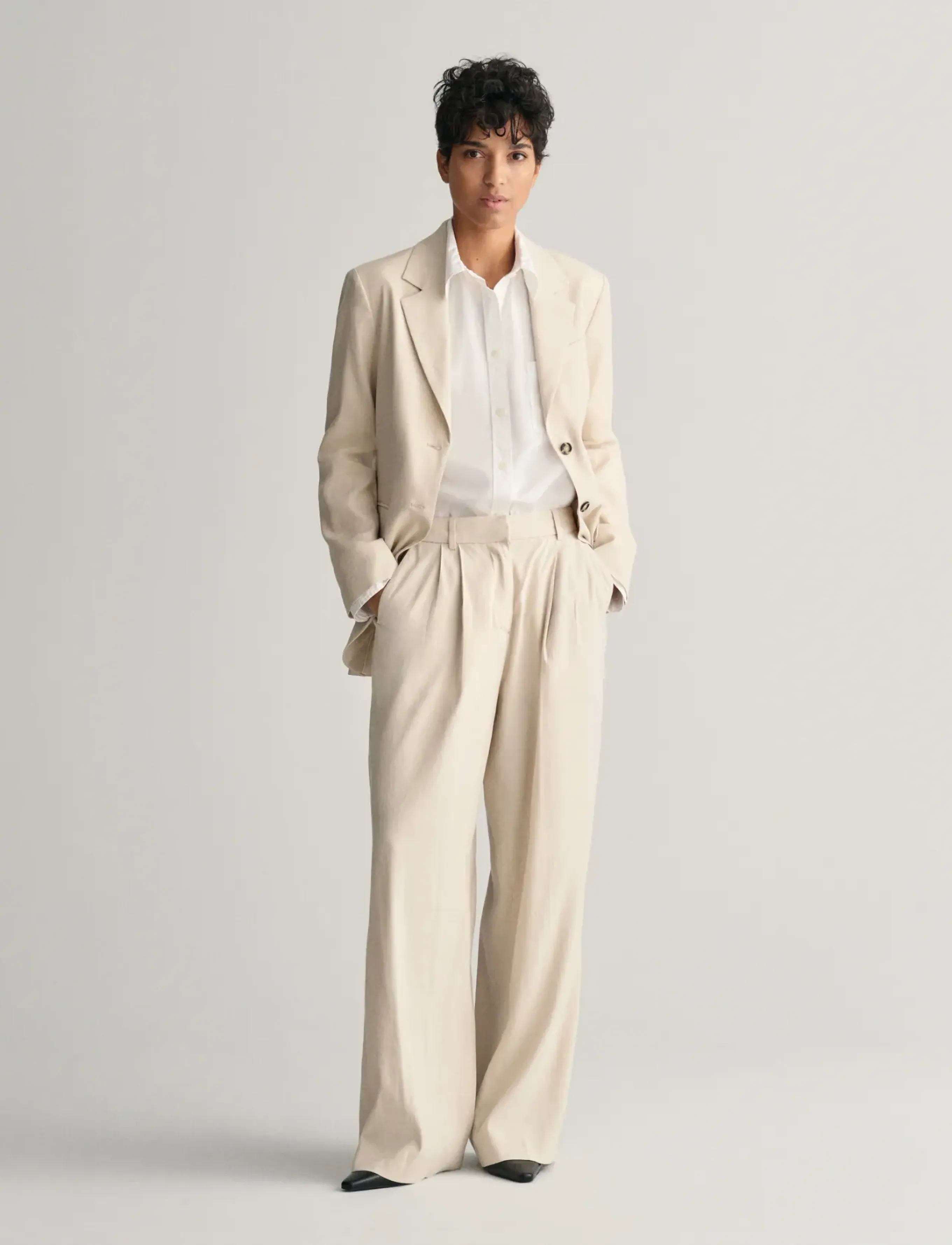 Gant Rel Stretch Linen Tailored Pant linnebyxor dam – bild 4