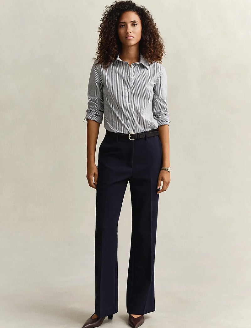 GANT - Slim Flared Slacks - schlaghose - evening blue - 4