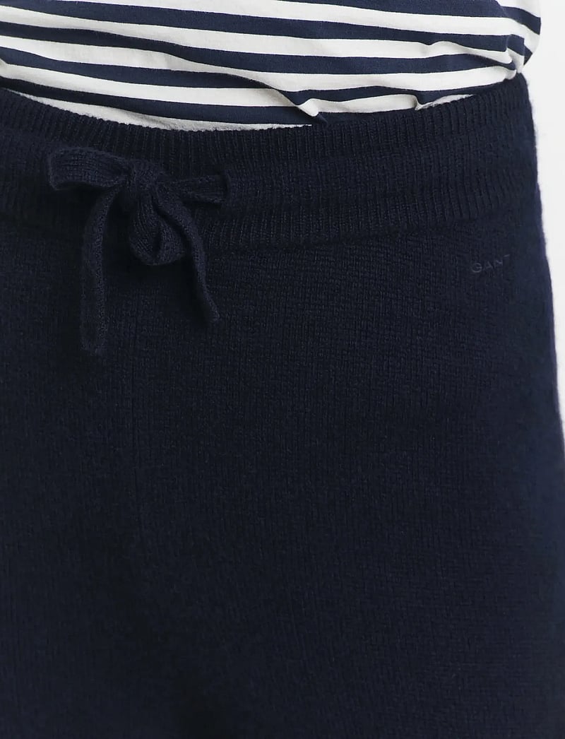 GANT - WOOL KNITTED PANTS - hosen mit weitem bein - evening blue - 3