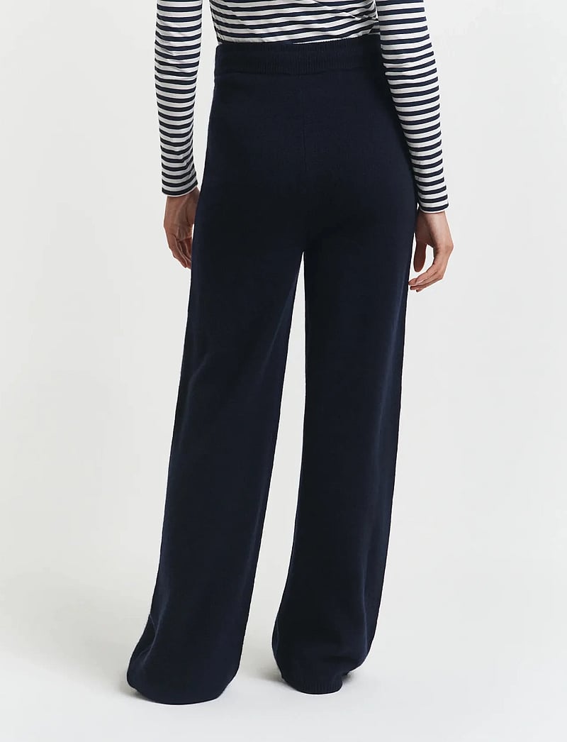 GANT - WOOL KNITTED PANTS - hosen mit weitem bein - evening blue - 5