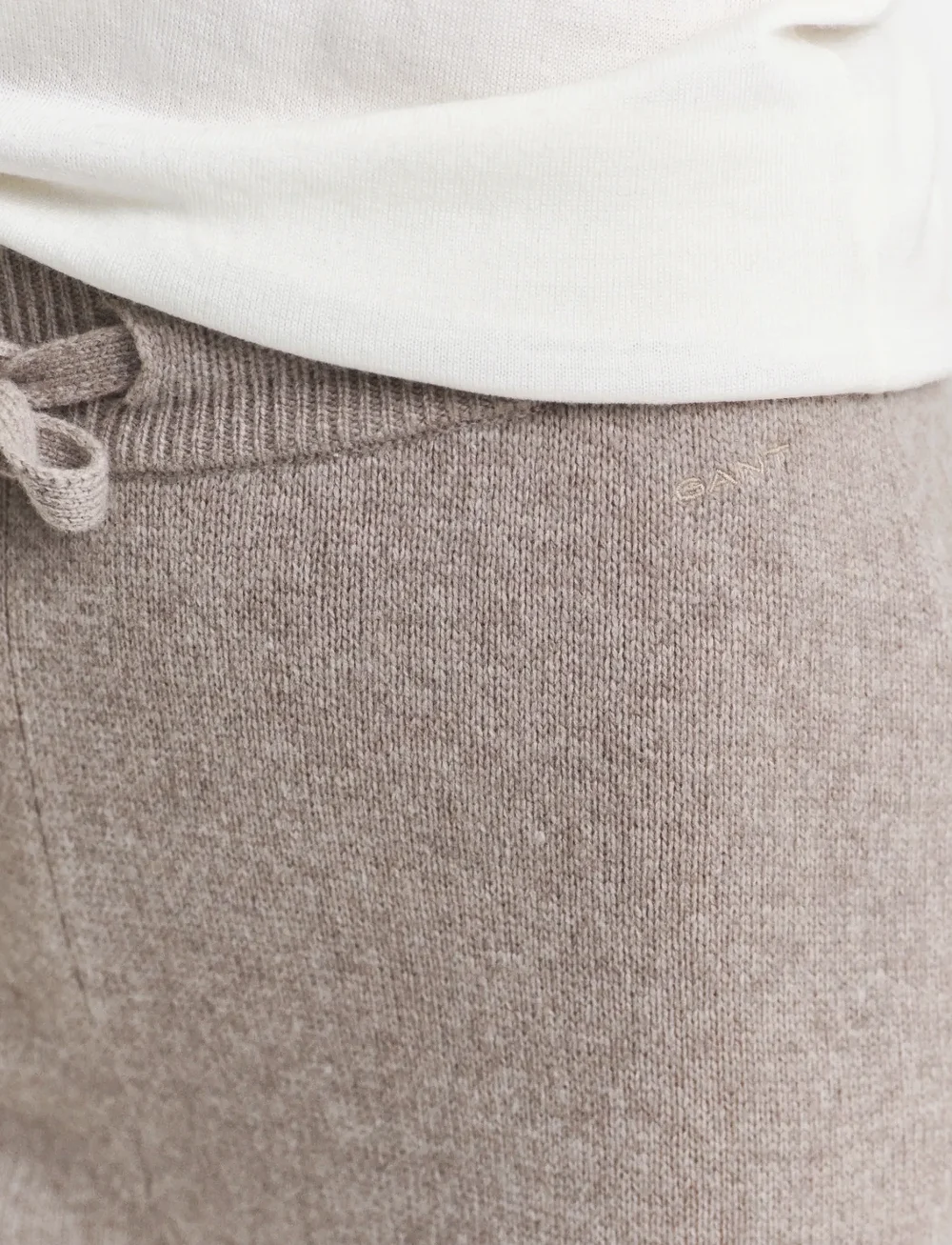GANT - WOOL KNITTED PANTS - laia säärega püksid - taupe beige - 3