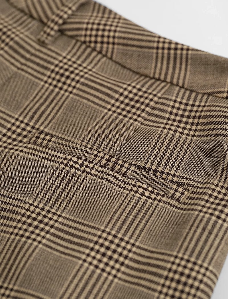 GANT - CHECKED PLEATED WOOL BLEND PANTS - vida byxor - deep brown - 2