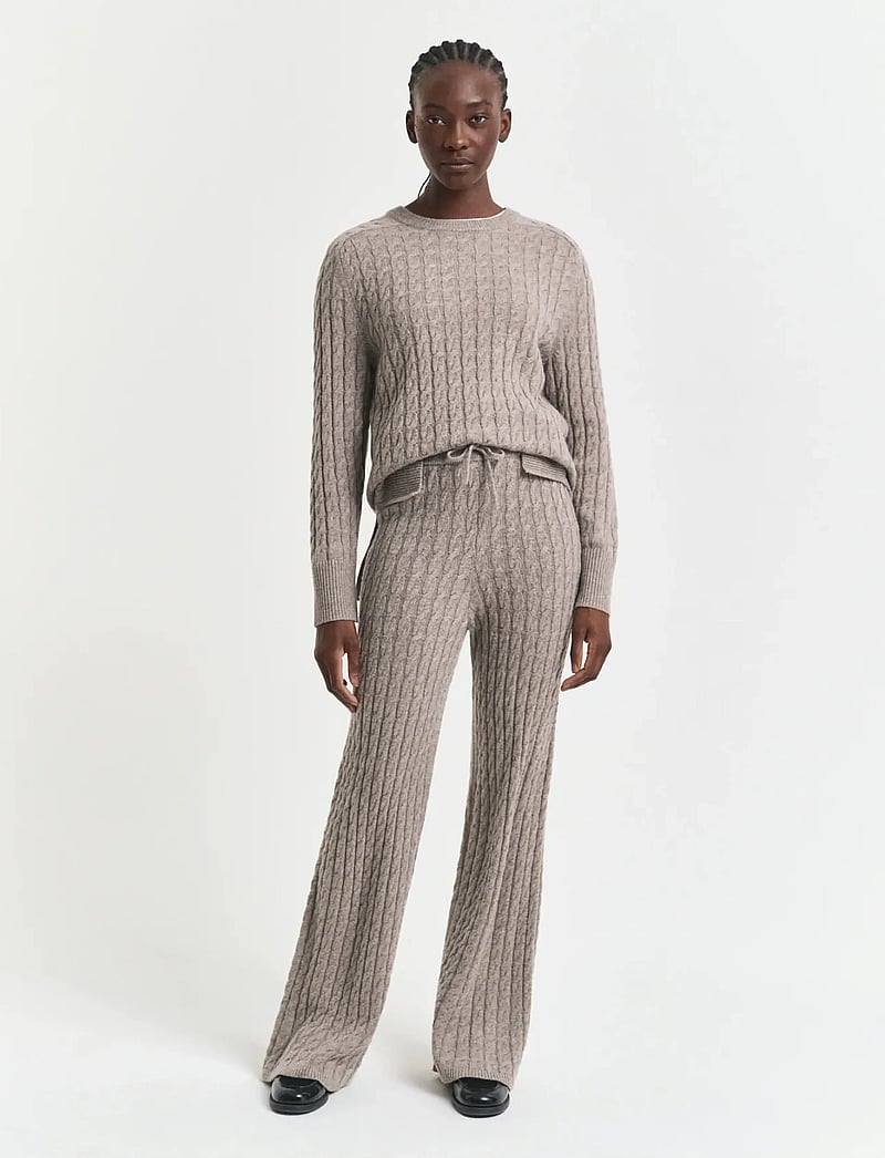 GANT - WOOL CASHMERE CABLE KNIT PANTS - jogginghosen - taupe beige - 3