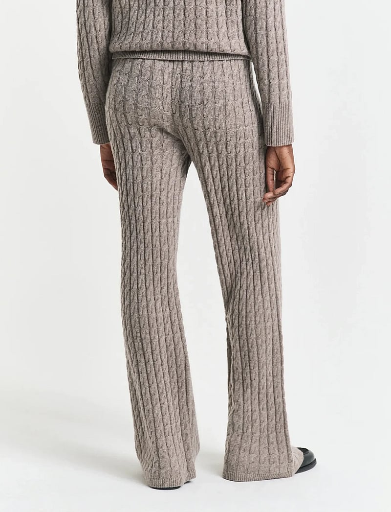 GANT - WOOL CASHMERE CABLE KNIT PANTS - jogginghosen - taupe beige - 4