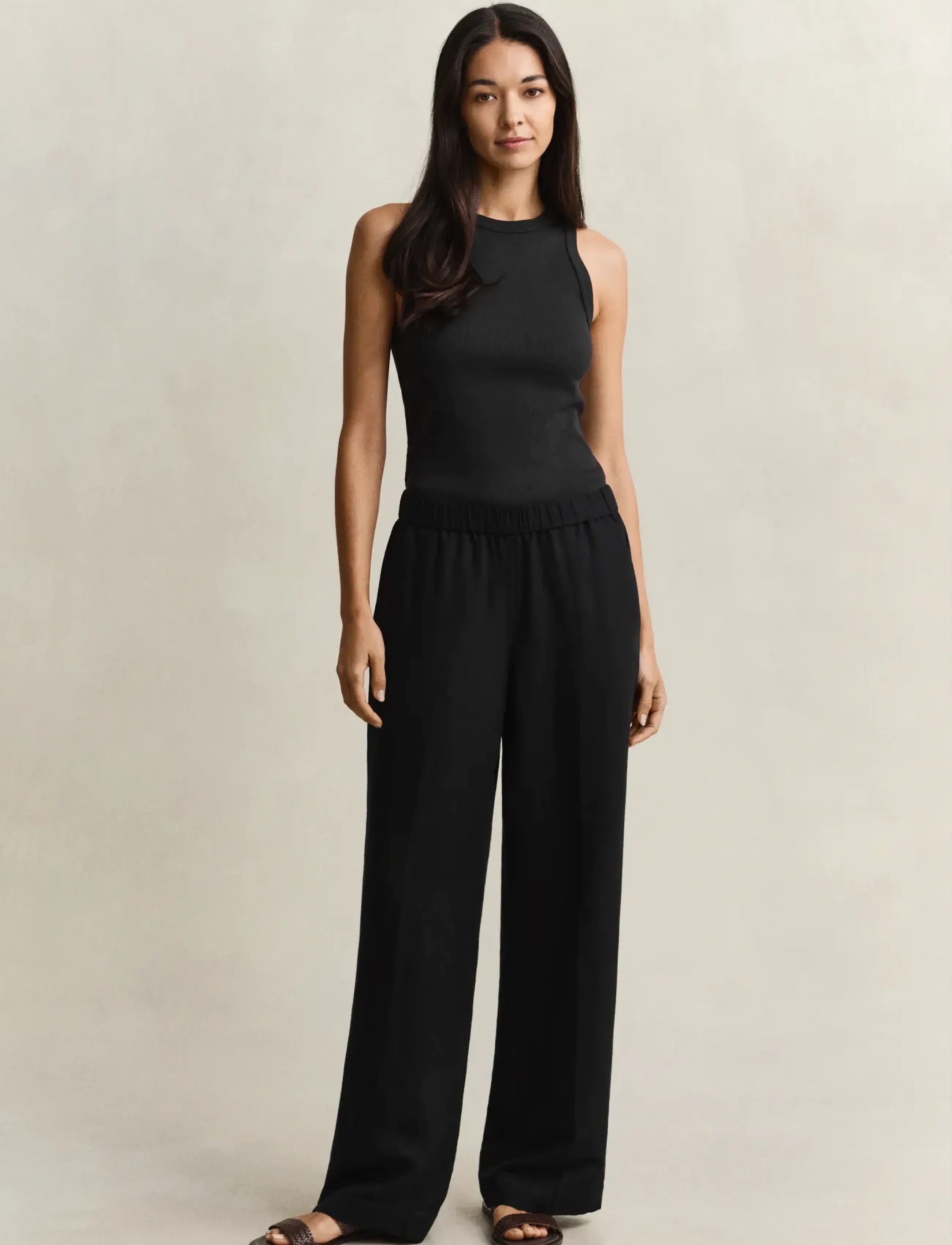 GANT LINEN BLEND PULL ON PANTS - Sirge säärega püksid - BLACK / black