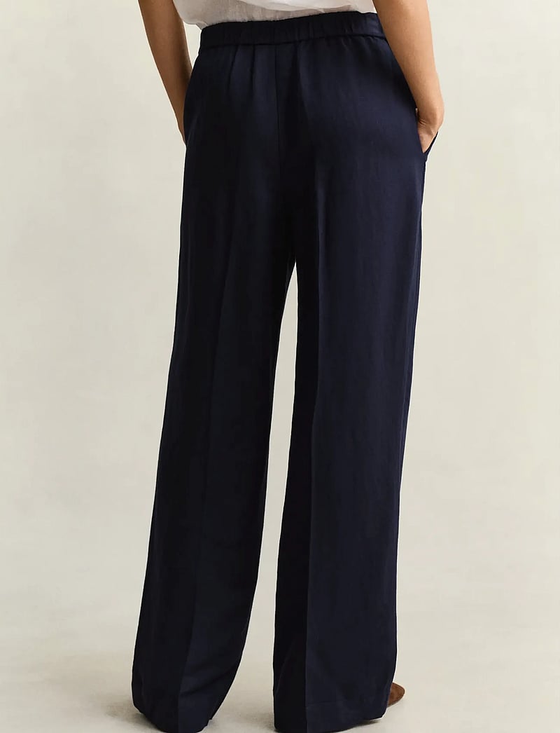 GANT - LINEN BLEND PULL ON PANTS - hørbukser - evening blue - 2