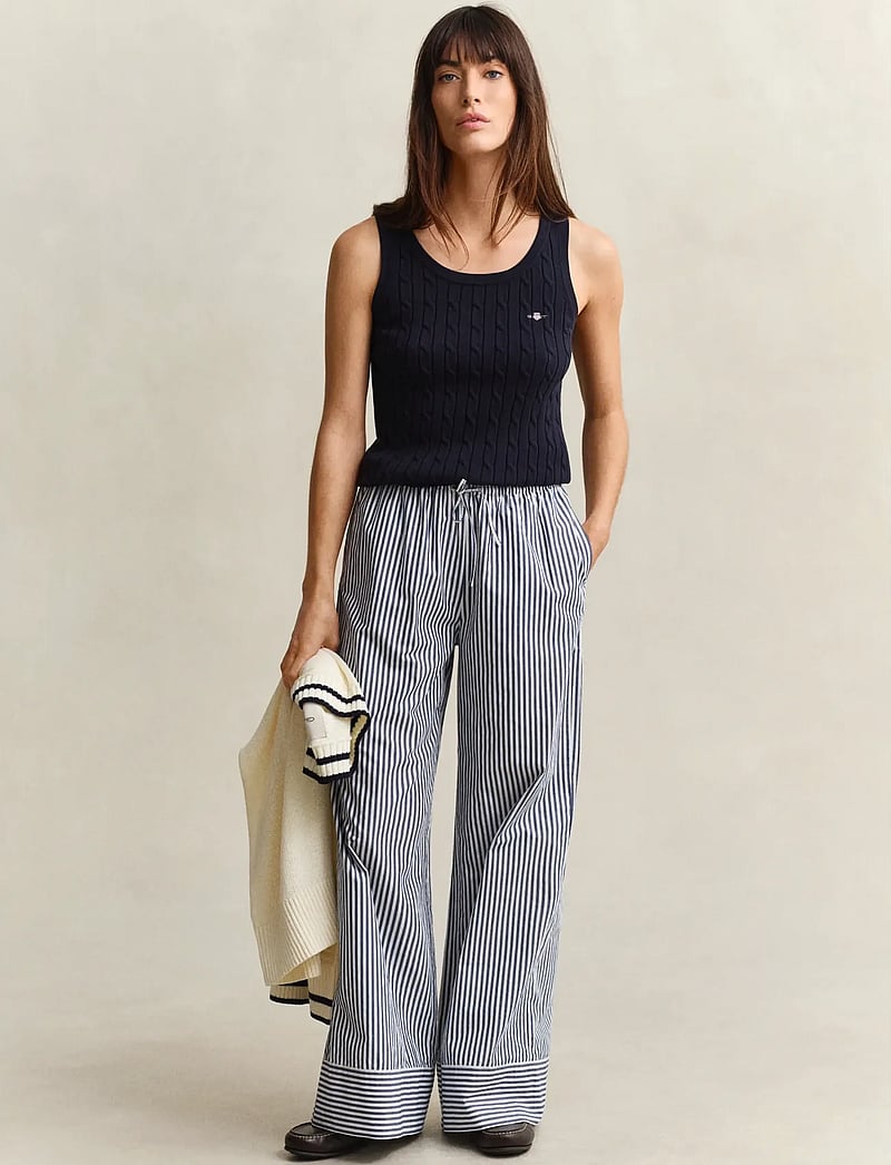 GANT - STRIPE POPLIN PULL ON PANTS - straight leg trousers - rich navy - 0