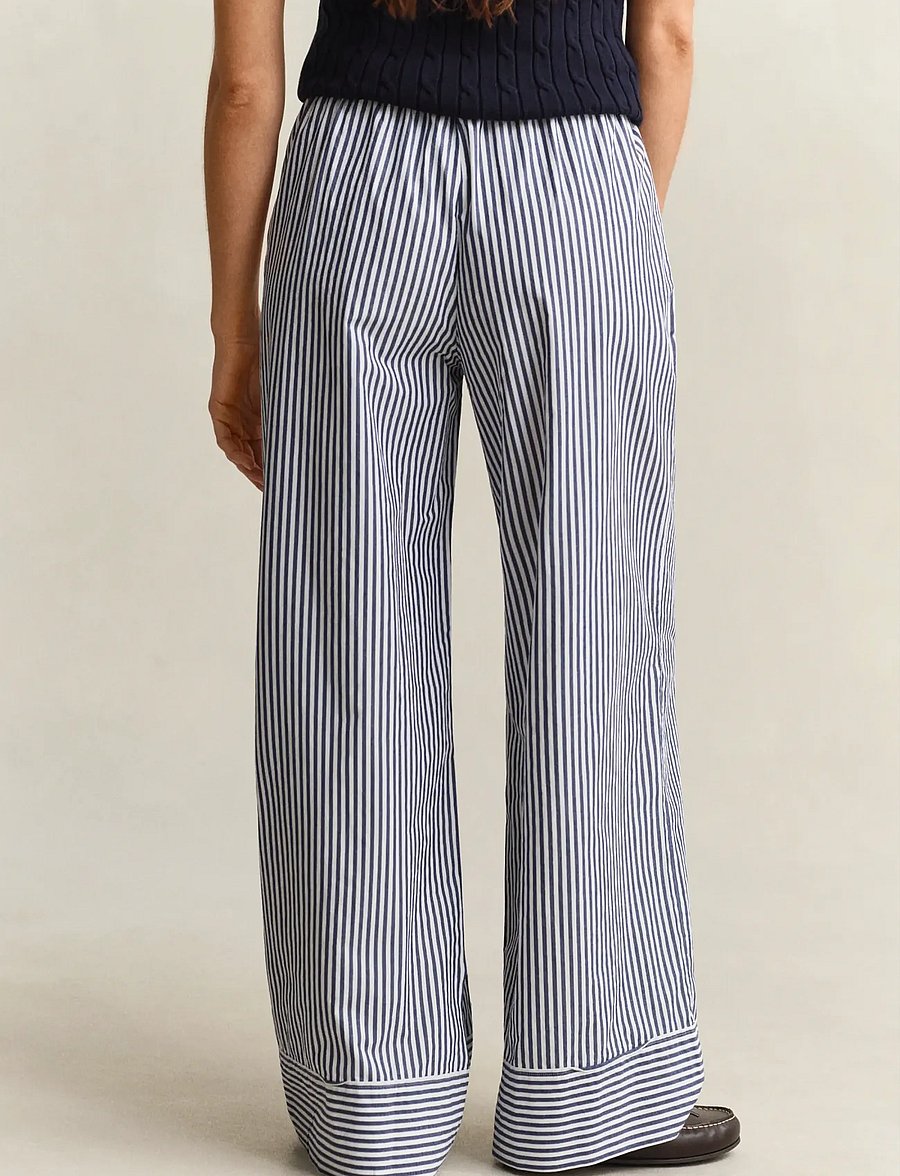Gant - STRIPE POPLIN PULL ON PANTS - hose mit geradem bein - rich navy - 2