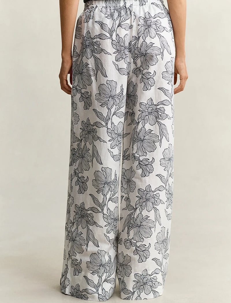 Gant - FLORAL PRINT LINEN PULL ON PANTS - hørbukser - evening blue - 2