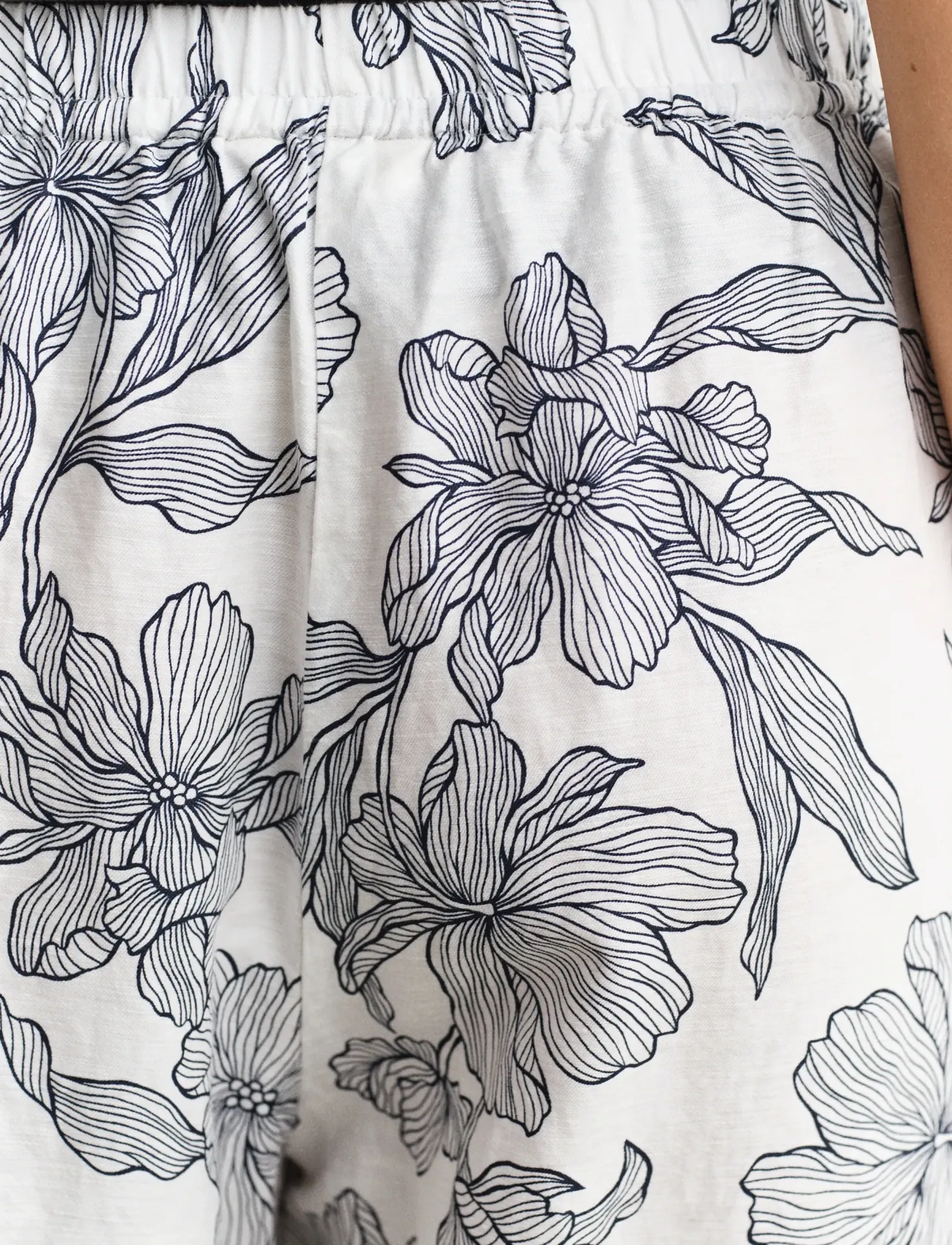 Gant - FLORAL PRINT LINEN PULL ON PANTS - leinenhosen - evening blue - 3