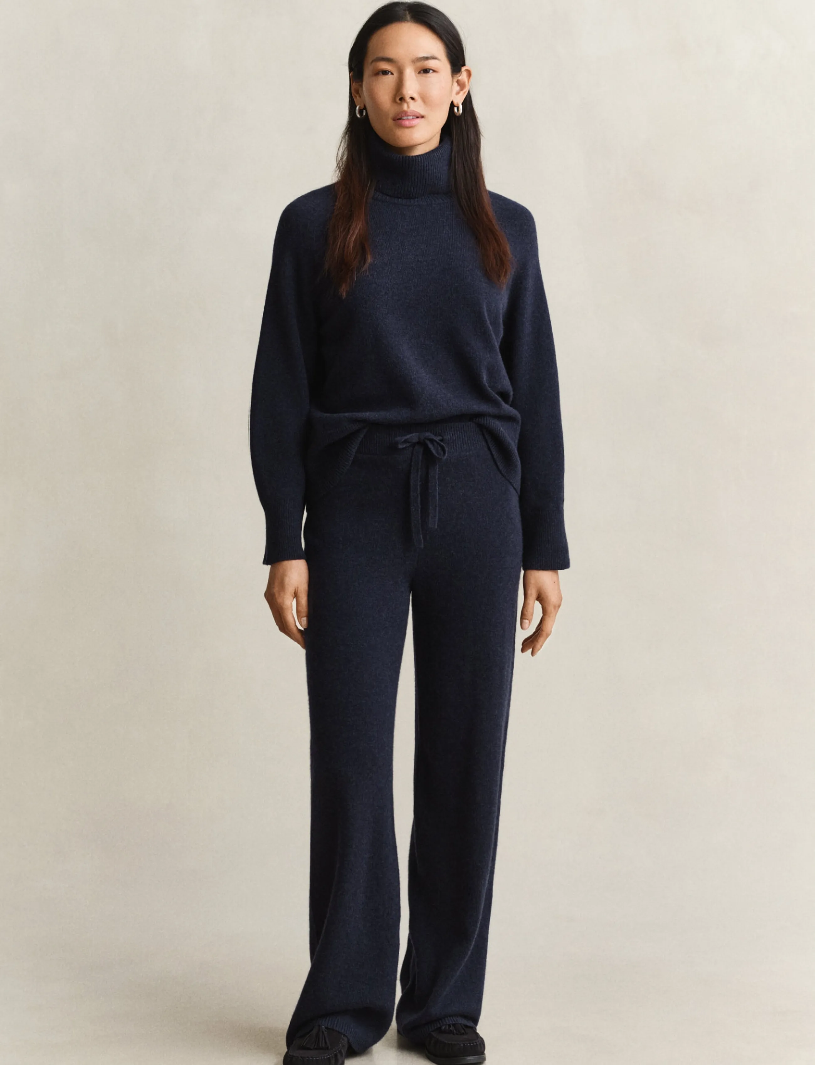 Gant - WOOL CASHMERE KNIT PANTS - bukser med lige ben - evening blue - 1