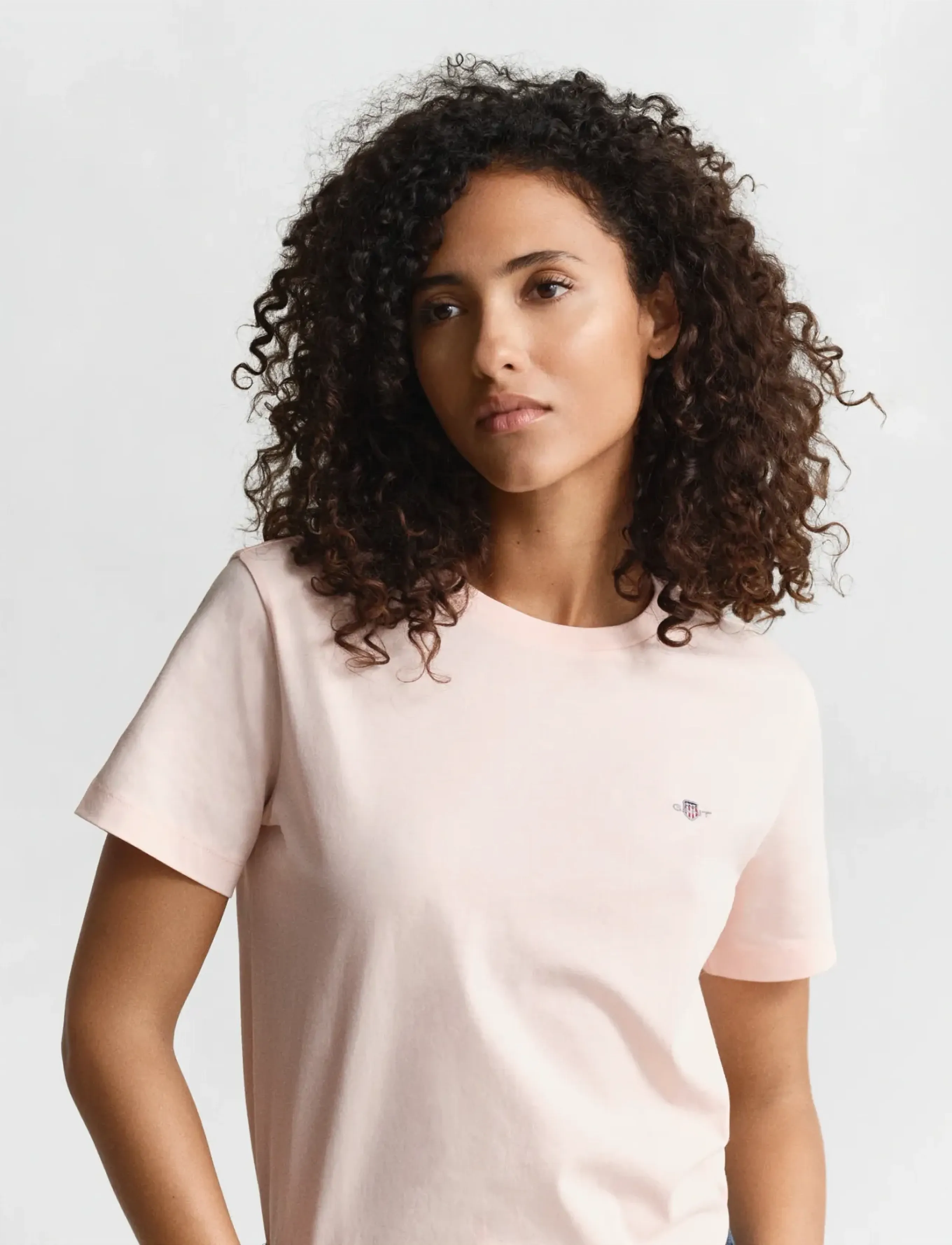 Gant - REG SHIELD SS T-SHIRT - t-shirts - apricot pink - 3