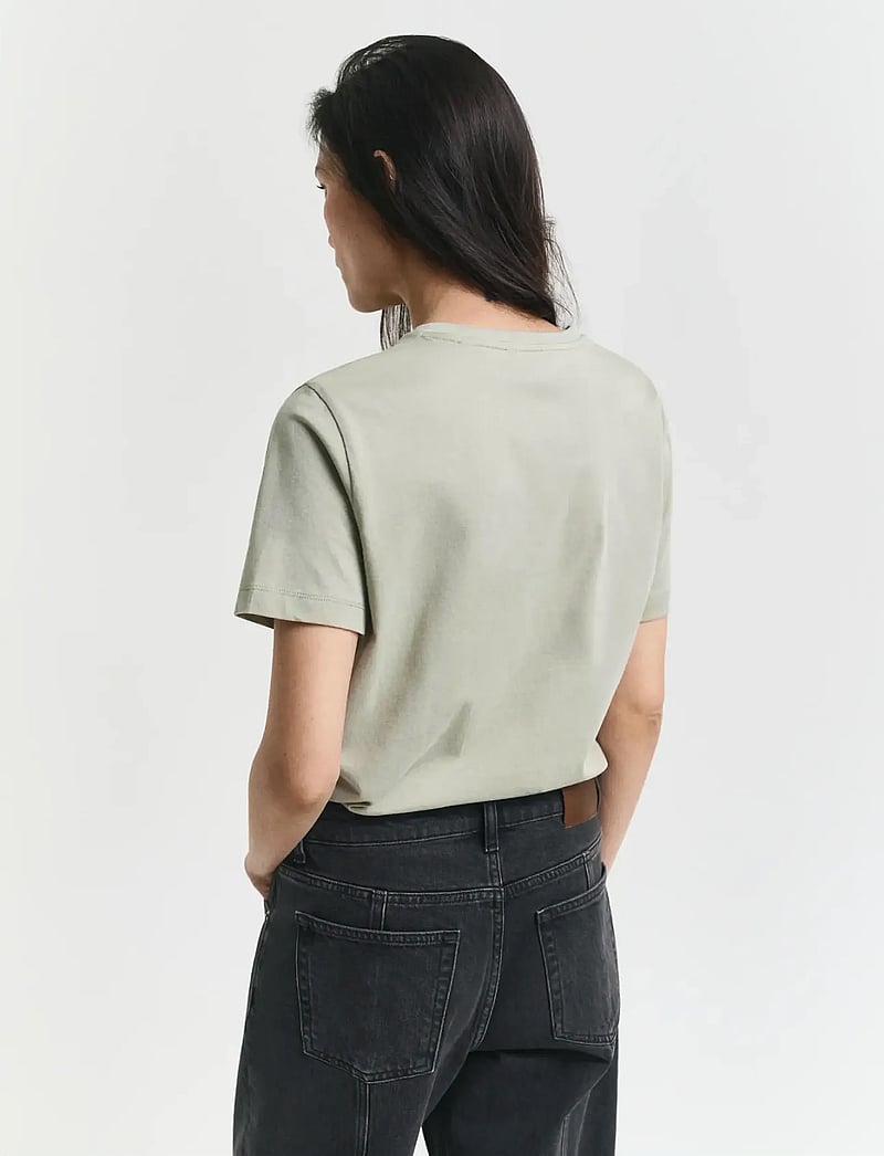 GANT - REG SHIELD SS T-SHIRT - t-shirts - faded sage - 2