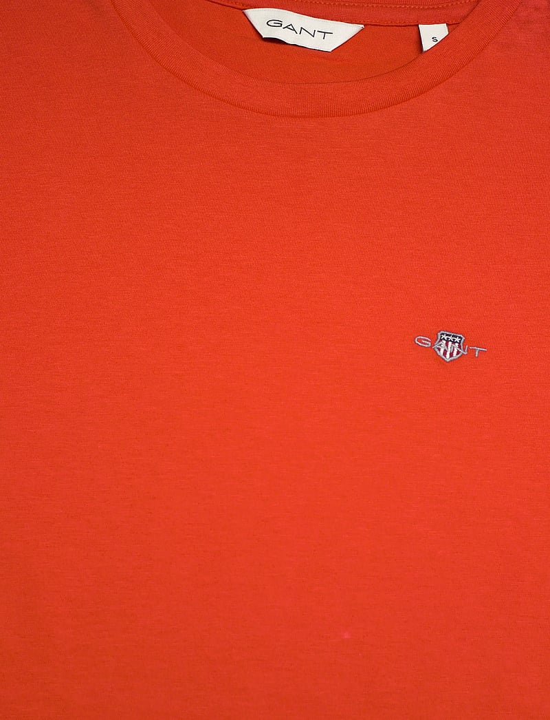 GANT - REG SHIELD SS T-SHIRT - t-särgid - perfect red - 2