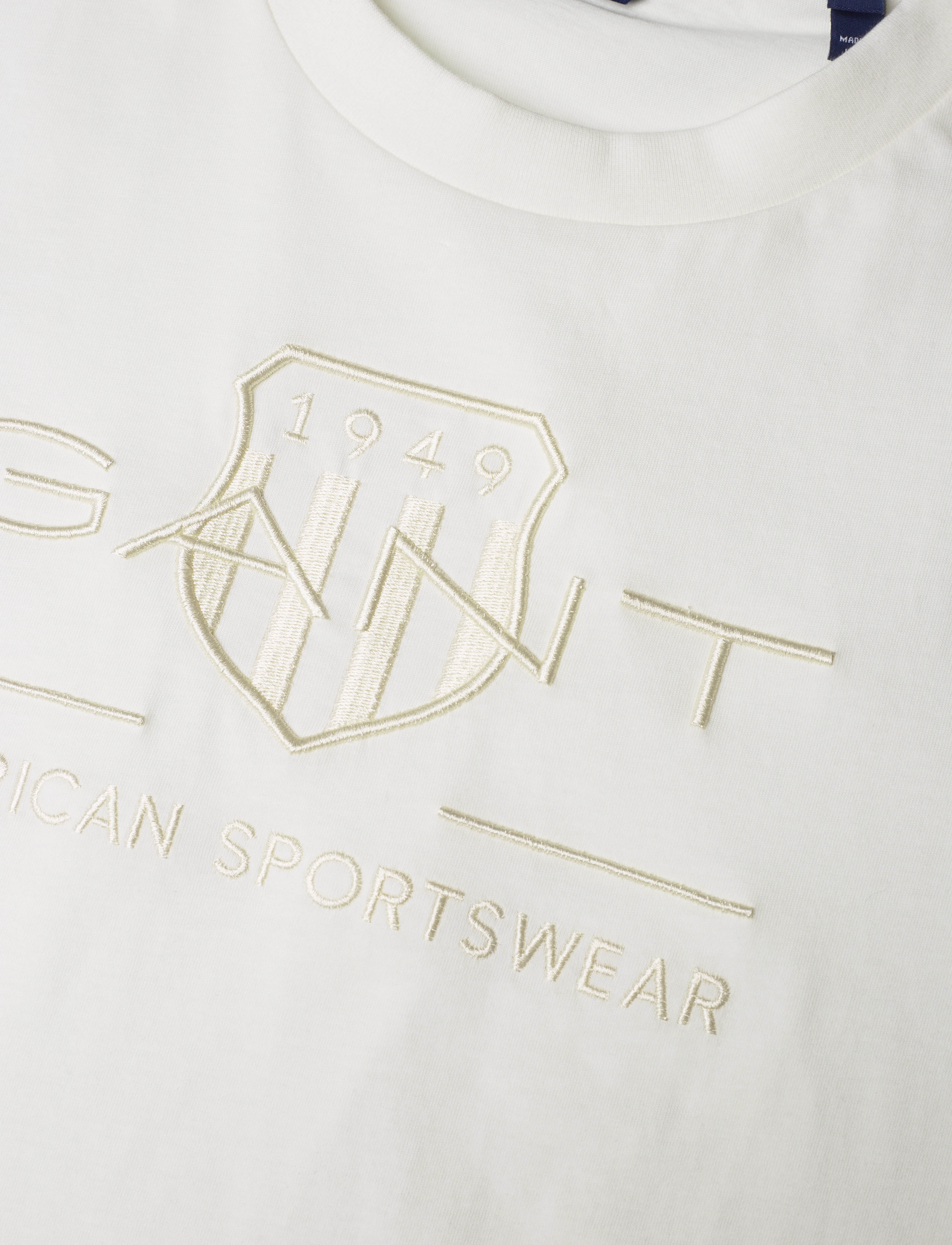 GANT - D2. TONAL SHIELD SS T-SHIRT - eggshell - 2