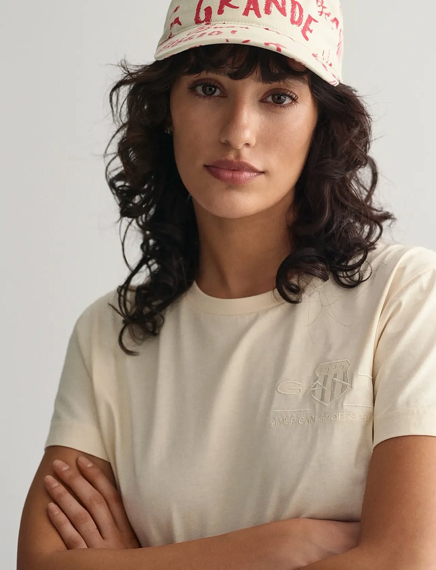 Gant - REG TONAL SHIELD SS T-SHIRT - t-shirts - linen - 4