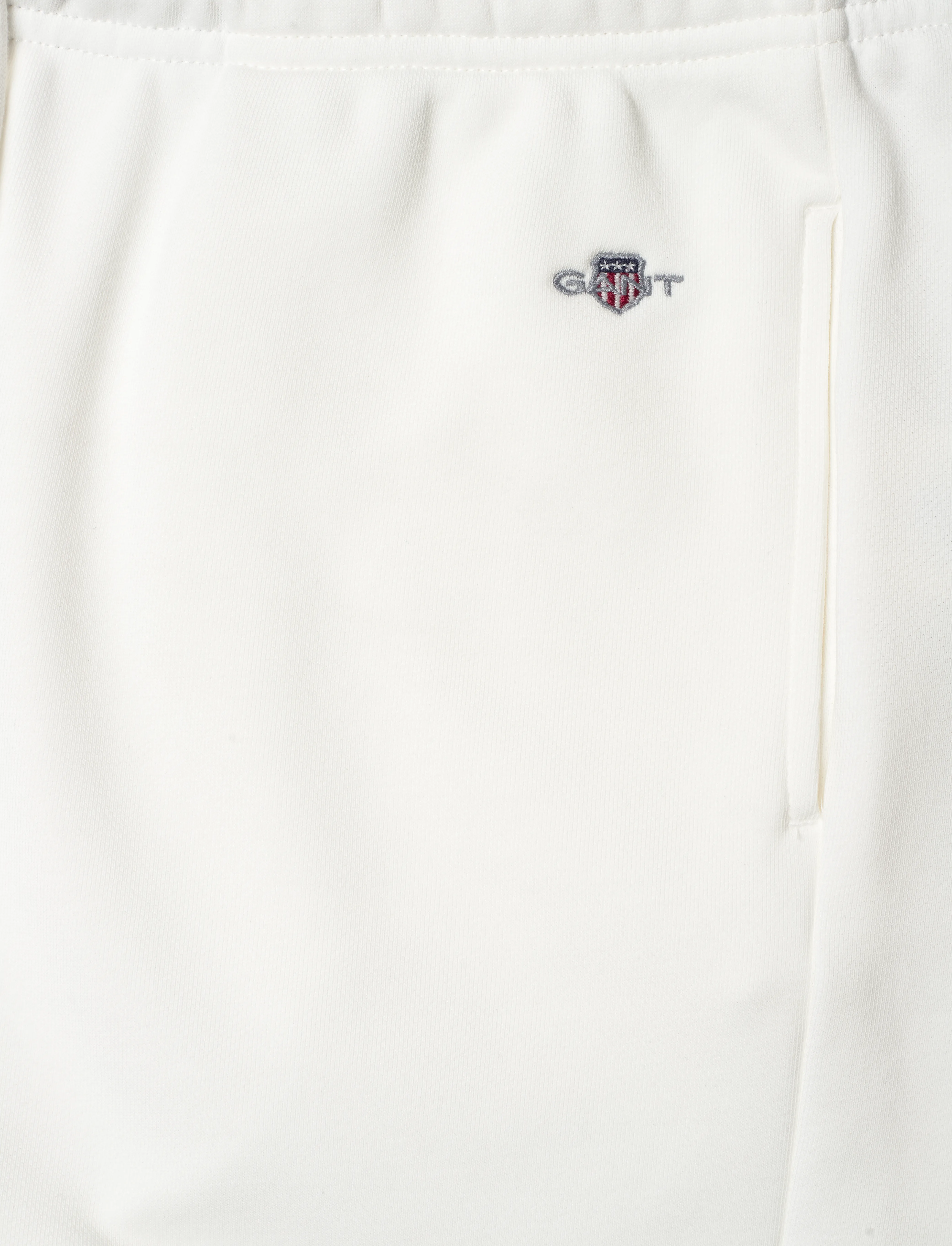 Gant - REG SHIELD SHORTS - sweatshorts - eggshell - 2