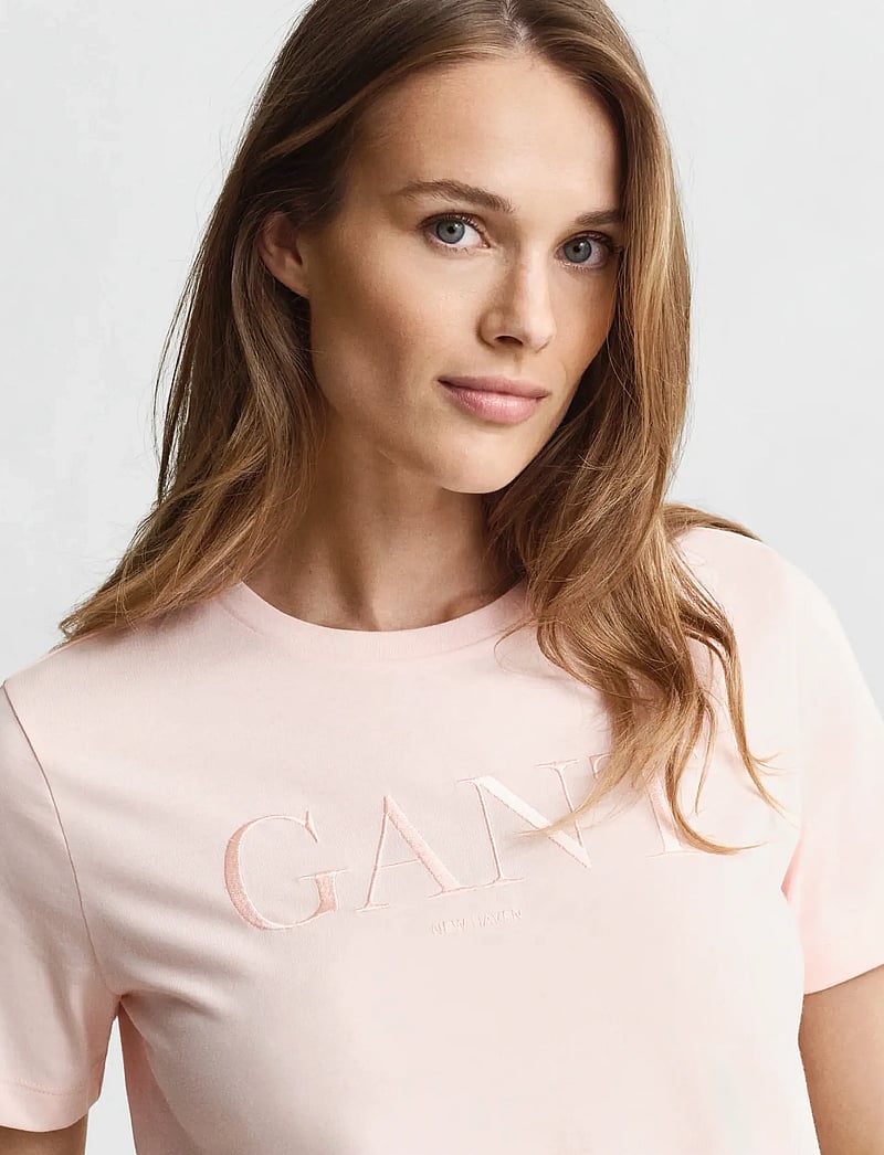 GANT - REG TONAL GRAPHIC SS T-SHIRT - t-shirts - apricot pink - 3