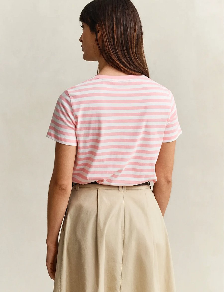 Gant - REG STRIPED SHIELD SS T-SHIRT - t-shirts - lilly pink - 2