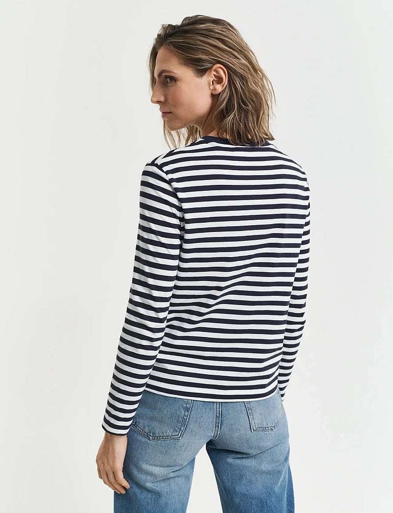 GANT - REG STRIPED SHIELD LS T-SHIRT - langärmlige tops - evening blue - 3
