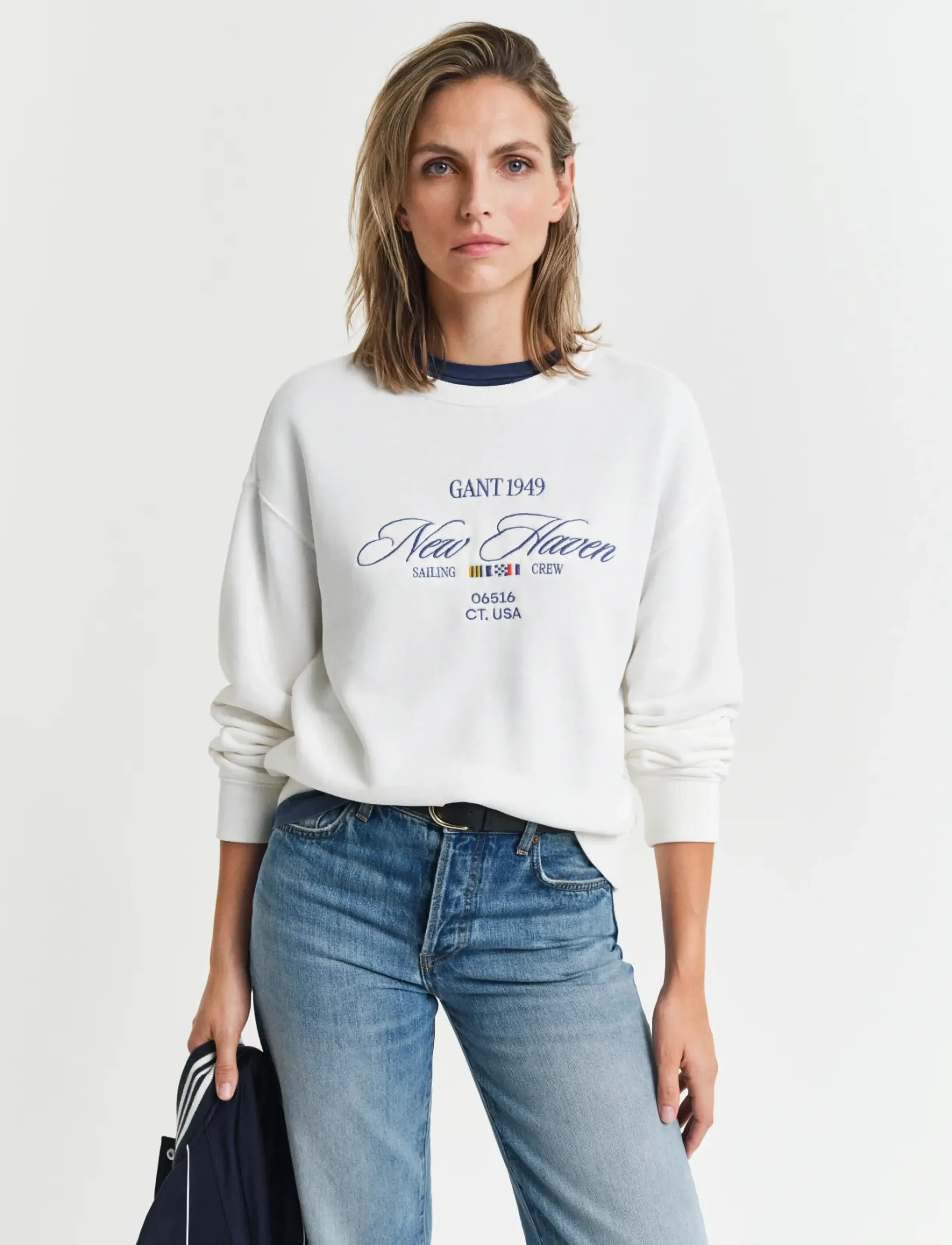 Graphic C-Neck Sweat