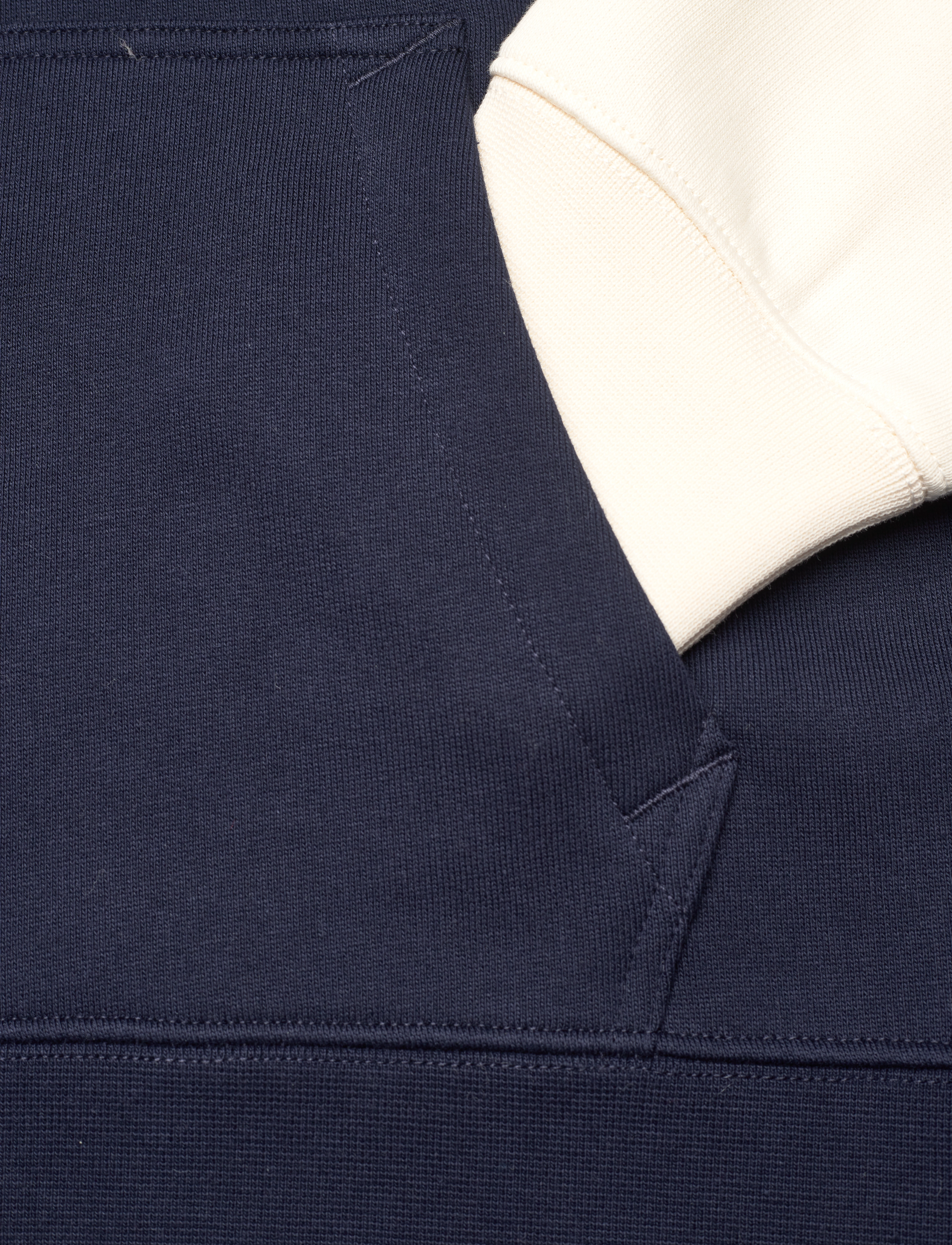 GANT - D2. RETRO SHIELD HOODIE - evening blue - 3