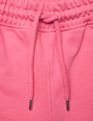 GANT - D2. REL ICON G ESSENTIAL PANTS - sporta bikses - blush pink - 3