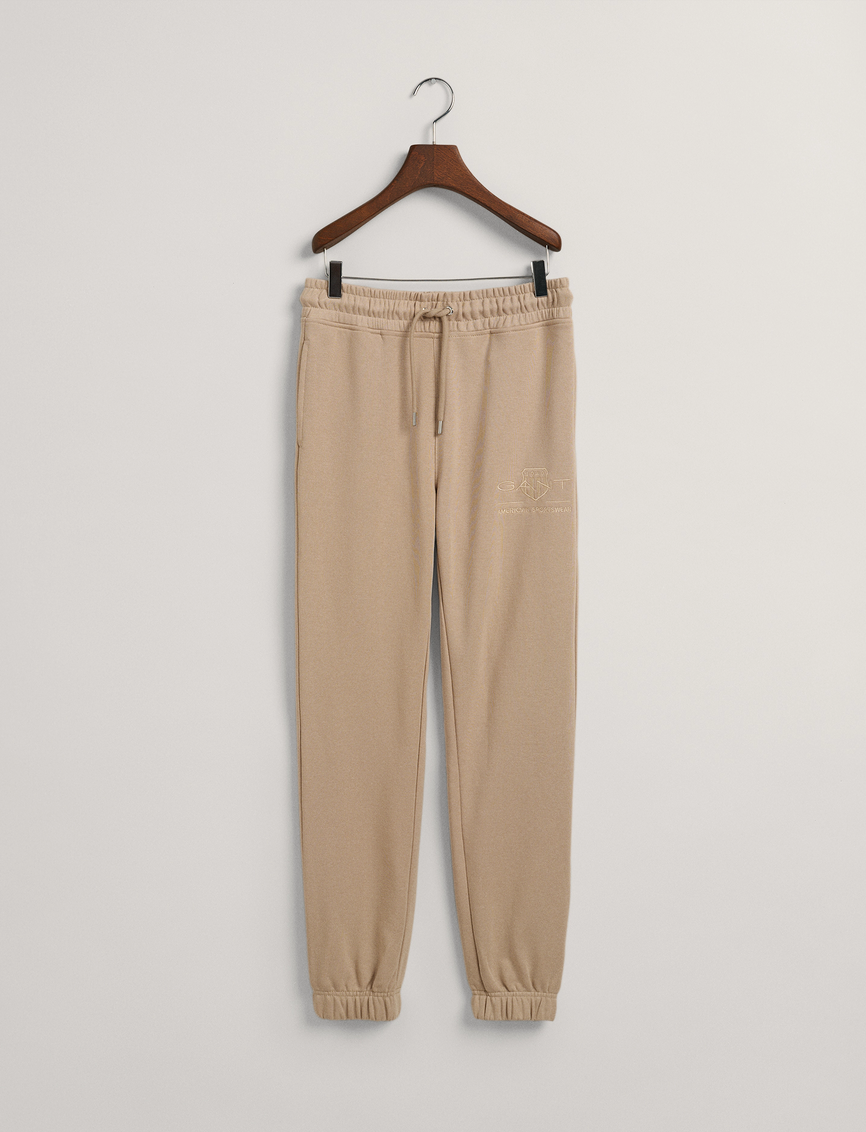 Gant - REG TONAL SHIELD SWEATPANTS - kvinder - concrete beige - 4