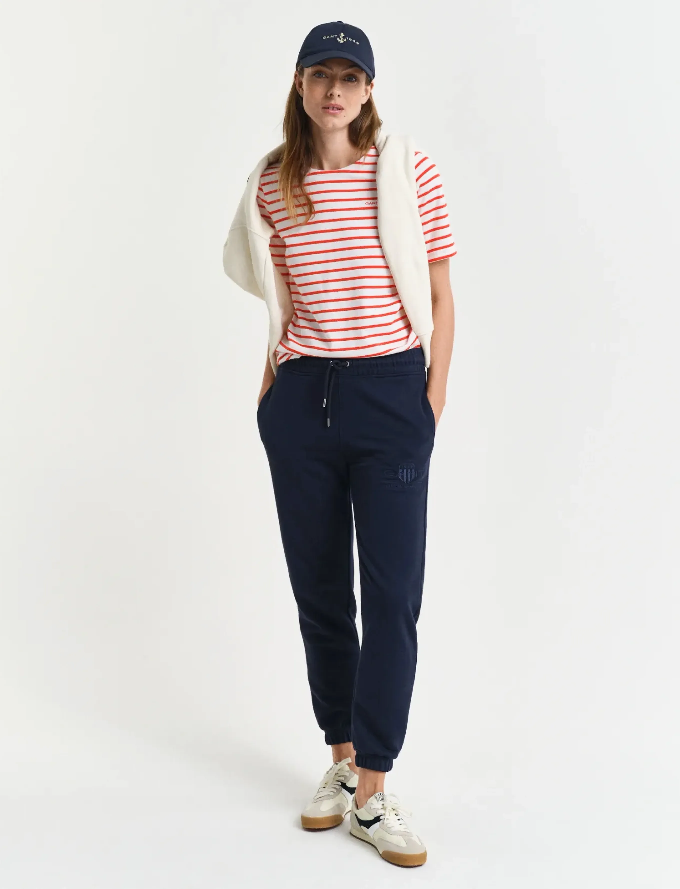 Gant - REG TONAL SHIELD SWEATPANTS - evening blue - 0
