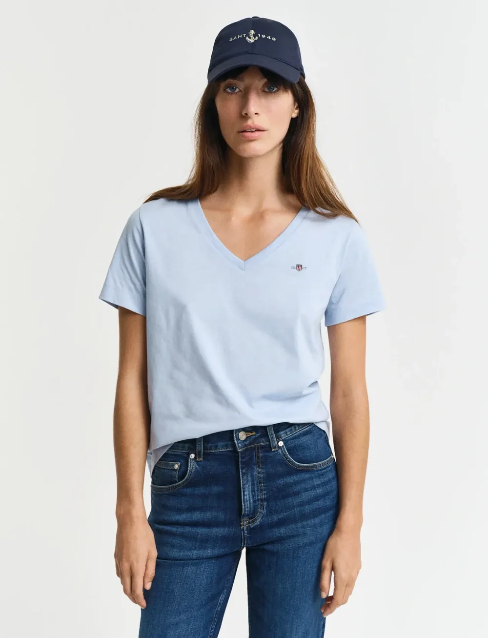 GANT - REG SHIELD SS V-NECK T-SHIRT - t-shirts - fresh blue - 0