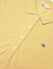 GANT - SLIM SHEILD CAP SLEEVE PIQUE POLO - polo shirts - dusty yellow - 2