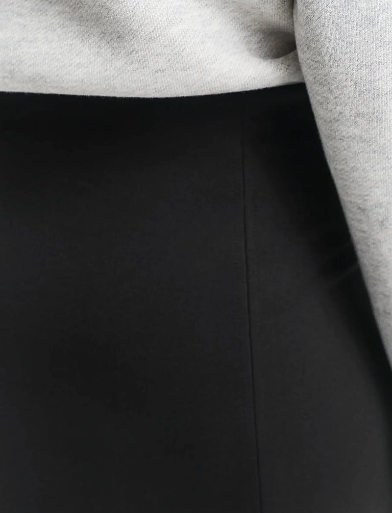 GANT - JERSEY PENCIL SKIRT - pencil skirts - black - 2