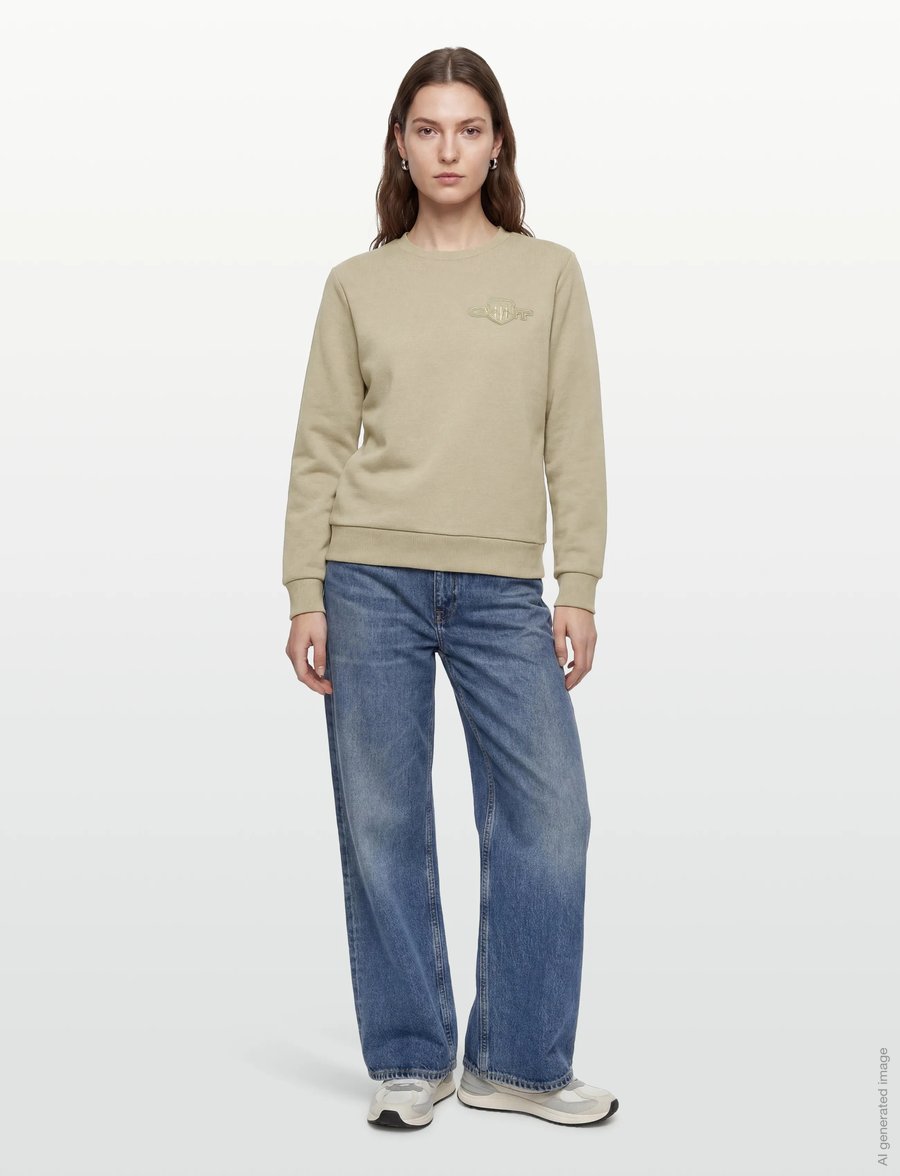 Gant - REG TONAL SHIELD C-NECK SWEAT - sweatshirts - country beige - 0