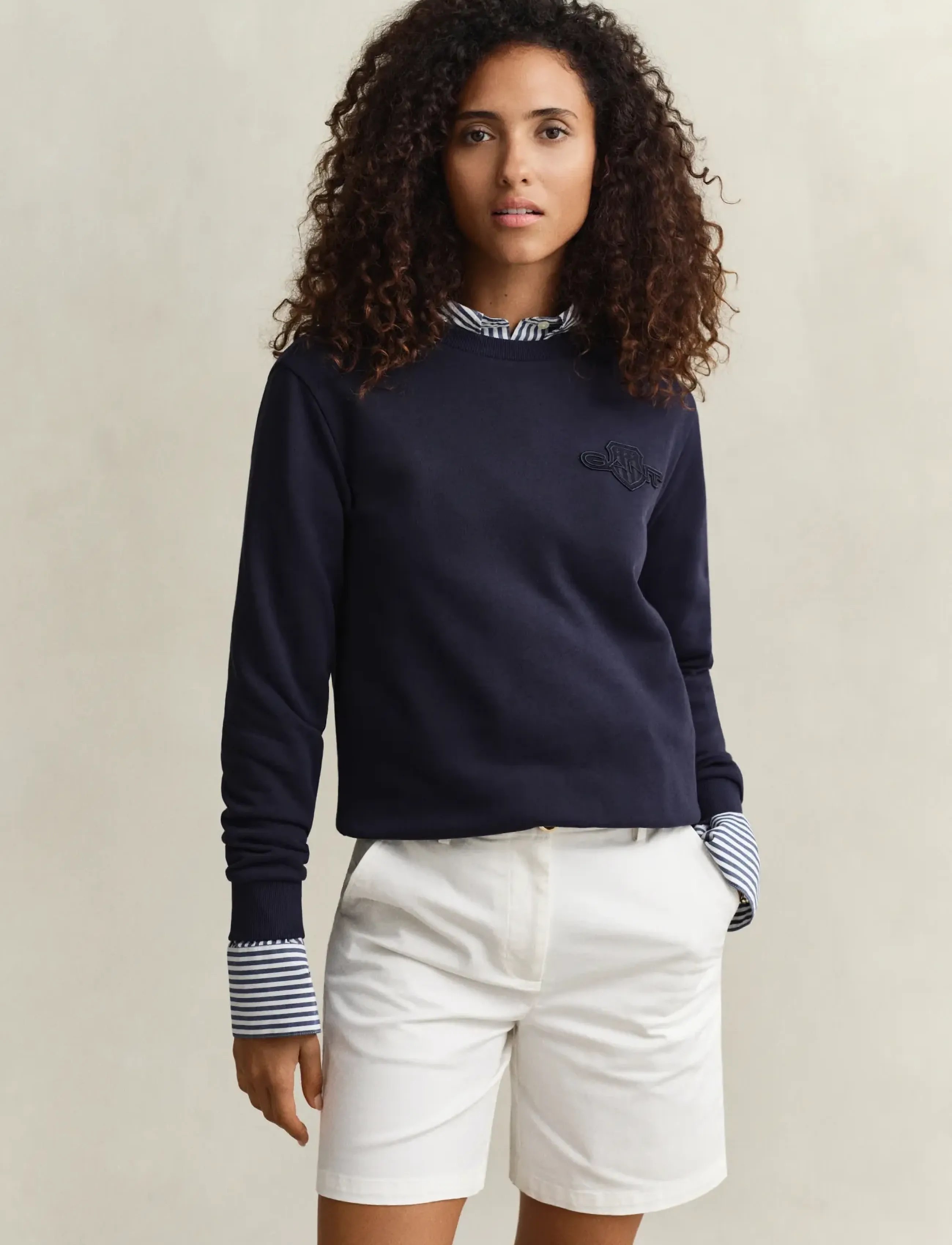 Gant Reg Tonal Shield C-Neck Sweat, M, Sweatshirts & Hoodies, Marineblau - Sweatshirts, Frauen