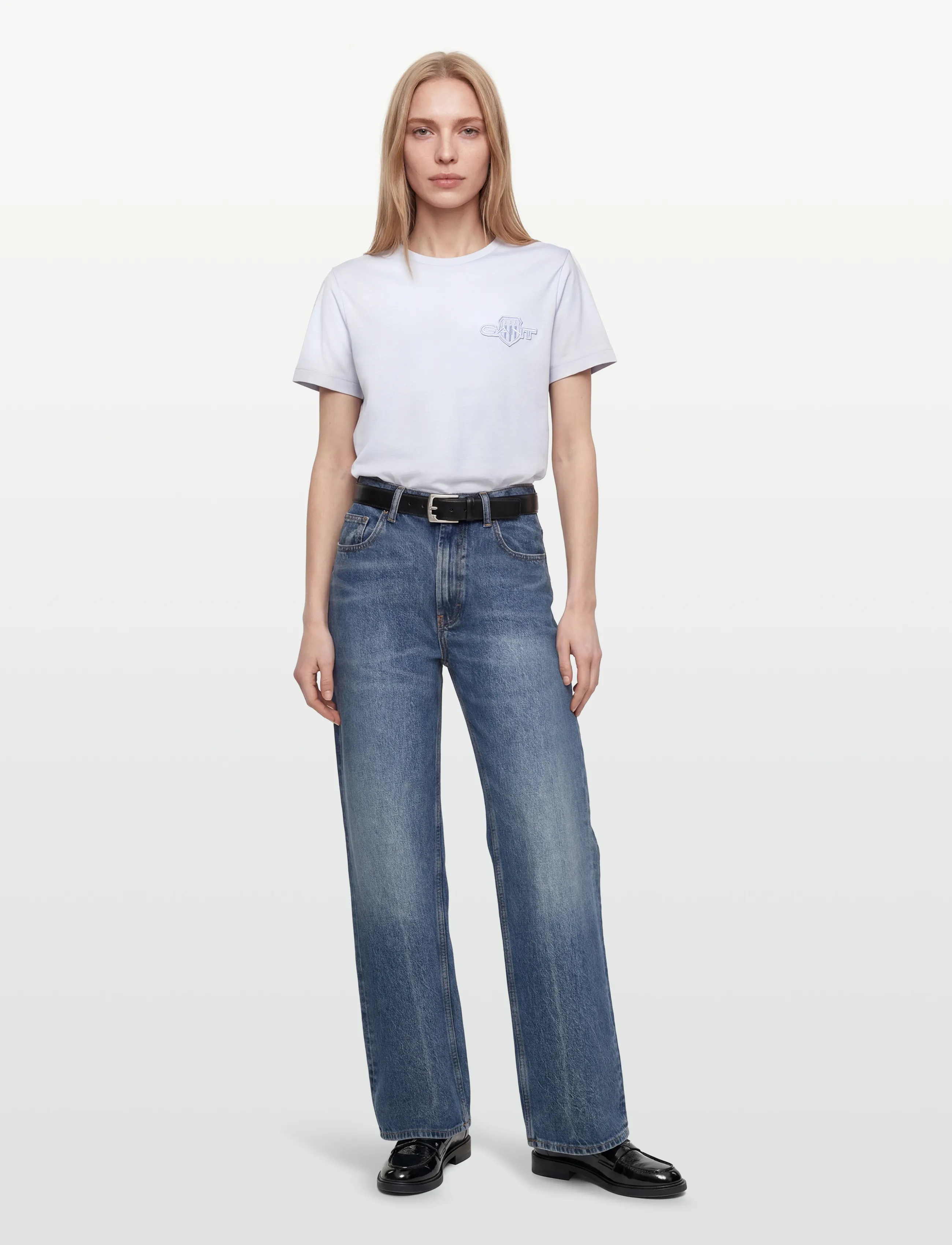Gant REG TONAL SHIELD SS T-SHIRT - T-shirts & Toppar - LIGHT BLUE / blue