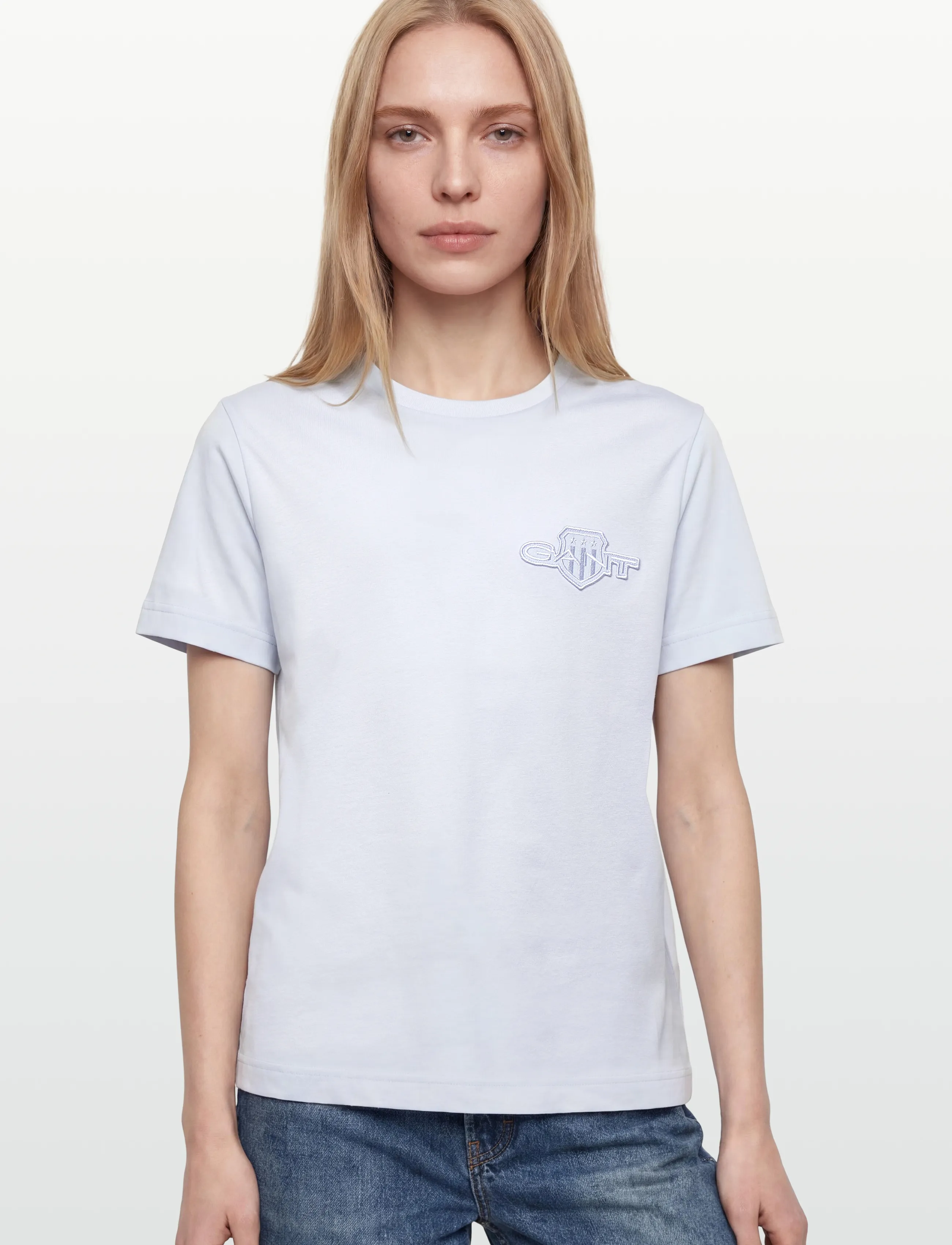 Gant - REG TONAL SHIELD SS T-SHIRT - t-shirts - light blue - 3