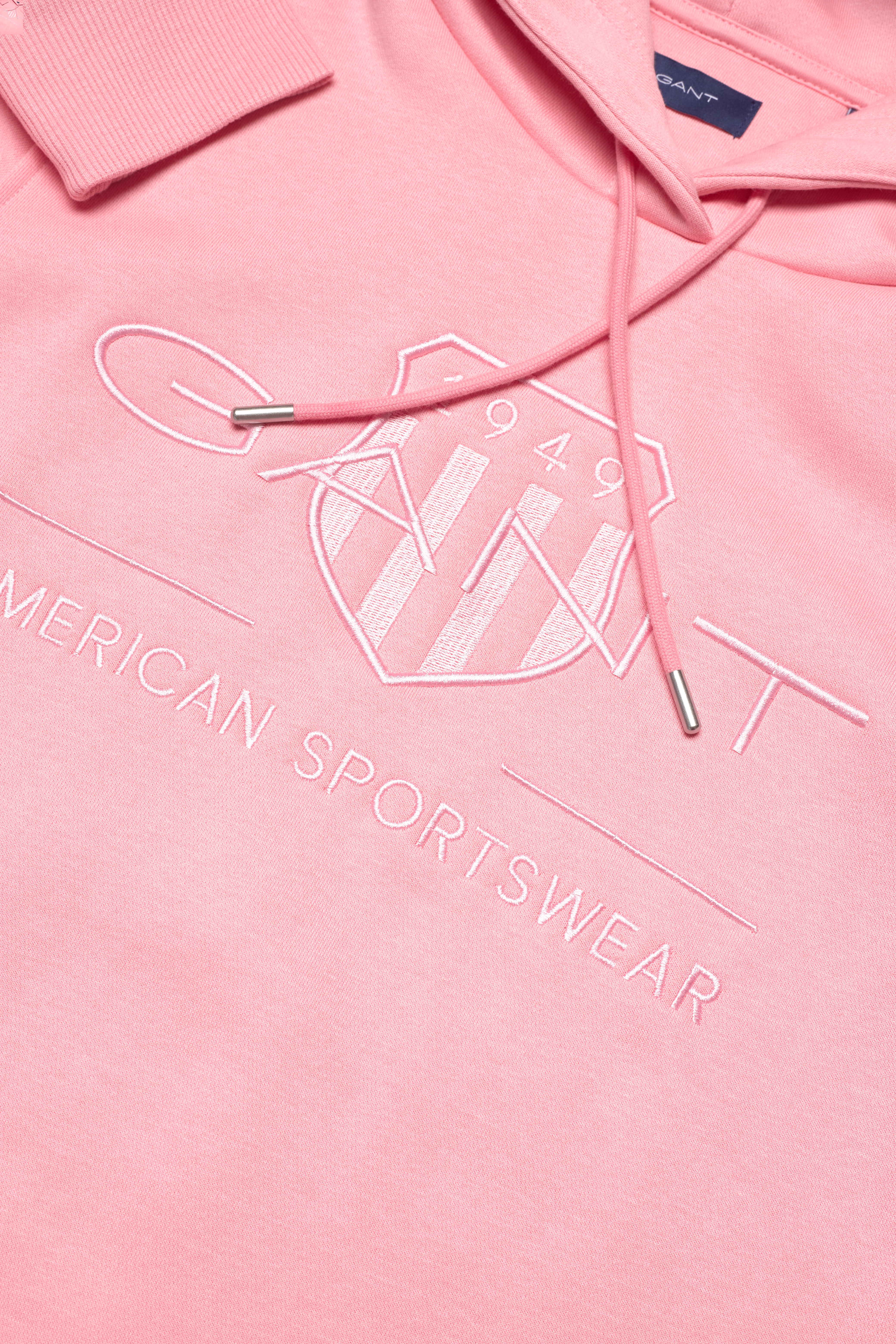 Gant - REG TONAL SHIELD HOODIE - hættetrøjer - geranium pink - 2