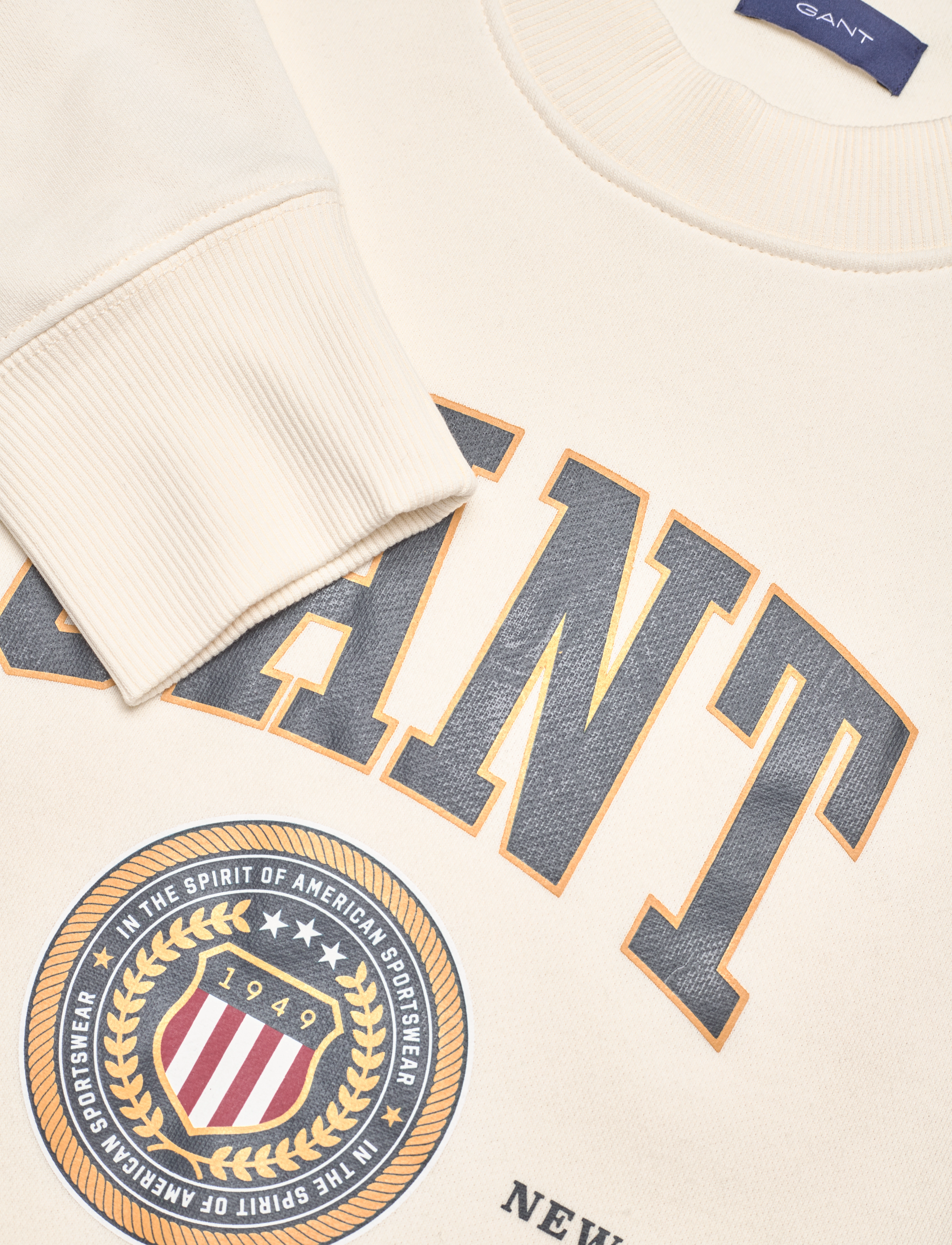 GANT - D1. CREST SHIELD C-NECK SWEAT - cream - 2