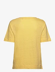 GANT - D2. LINEN SS T-SHIRT - marškinėliai - banana yellow - 1