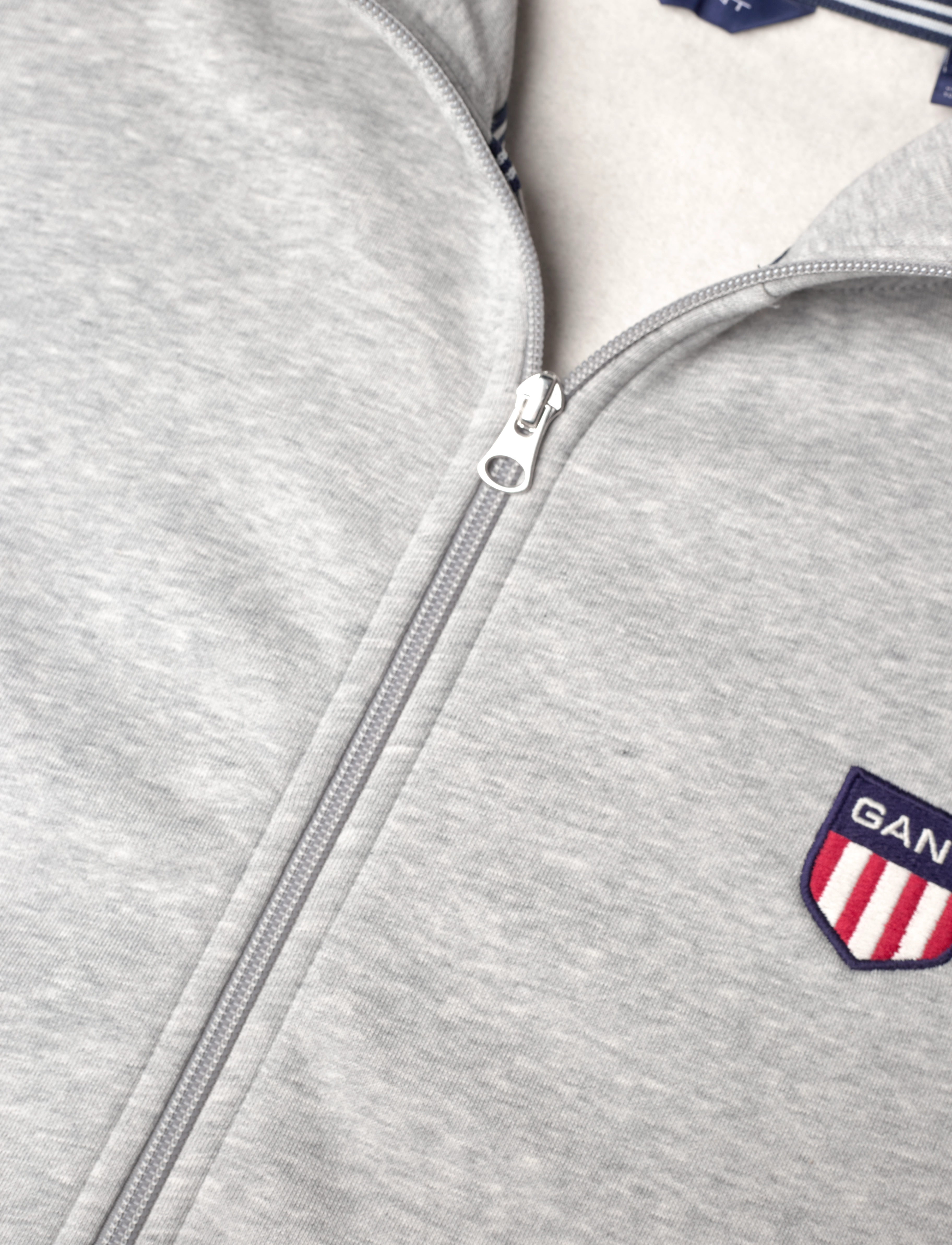 GANT - REG RETRO SHIELD ZIP HOODIE - grey melange - 2