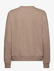GANT - REL SHIELD C-NECK SWEAT - sweatshirts & kapuzenpullover - desert brown - 1