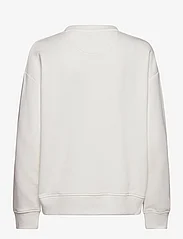 GANT - REL SHIELD C-NECK SWEAT - sweatshirts & kapuzenpullover - eggshell - 1