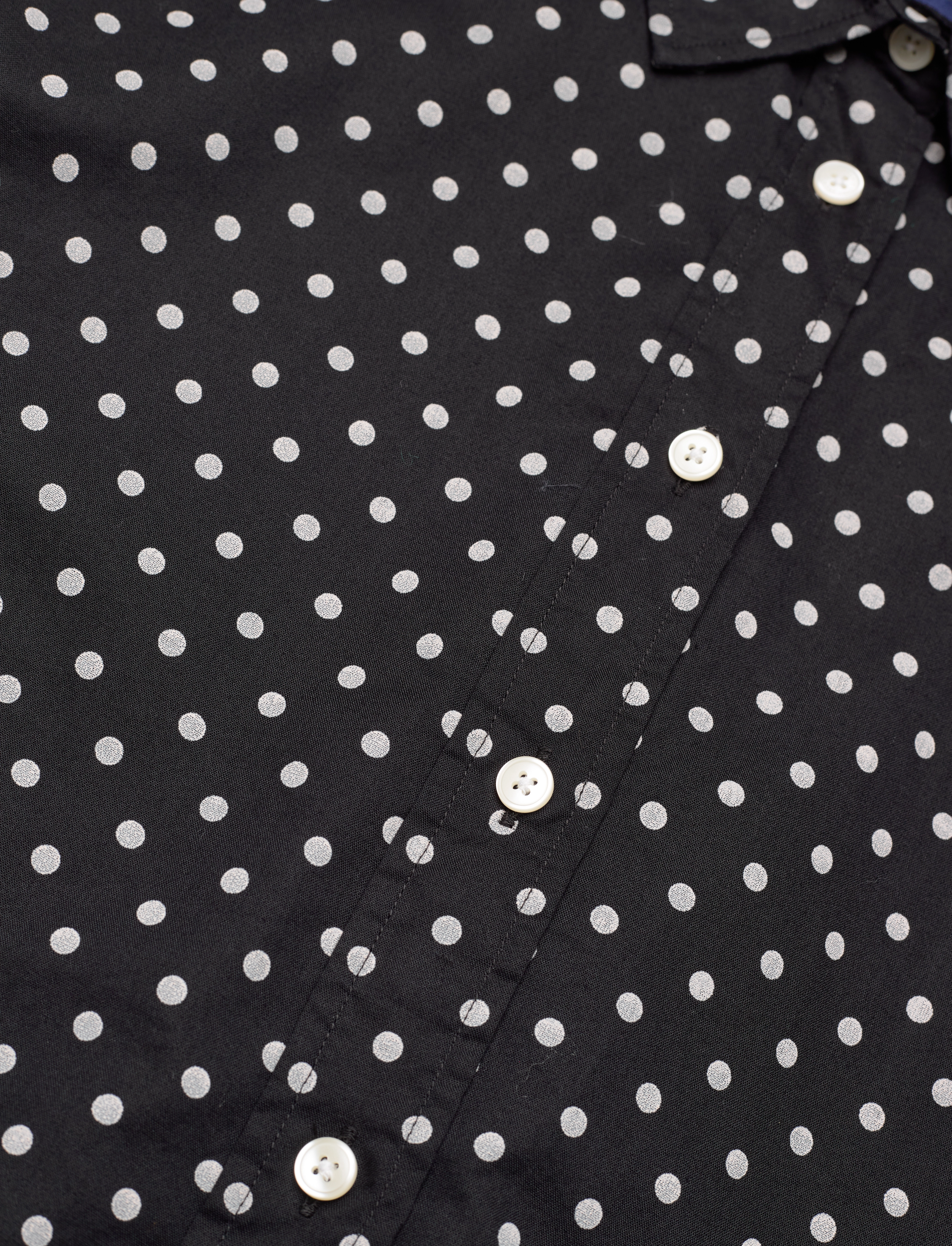 GANT - D1. REG DOT COTTON VOILE SHIRT - ebony black - 2