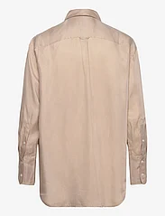 GANT - RELAXED FLAP POCKET SHIRT - langærmede skjorter - dry sand - 1