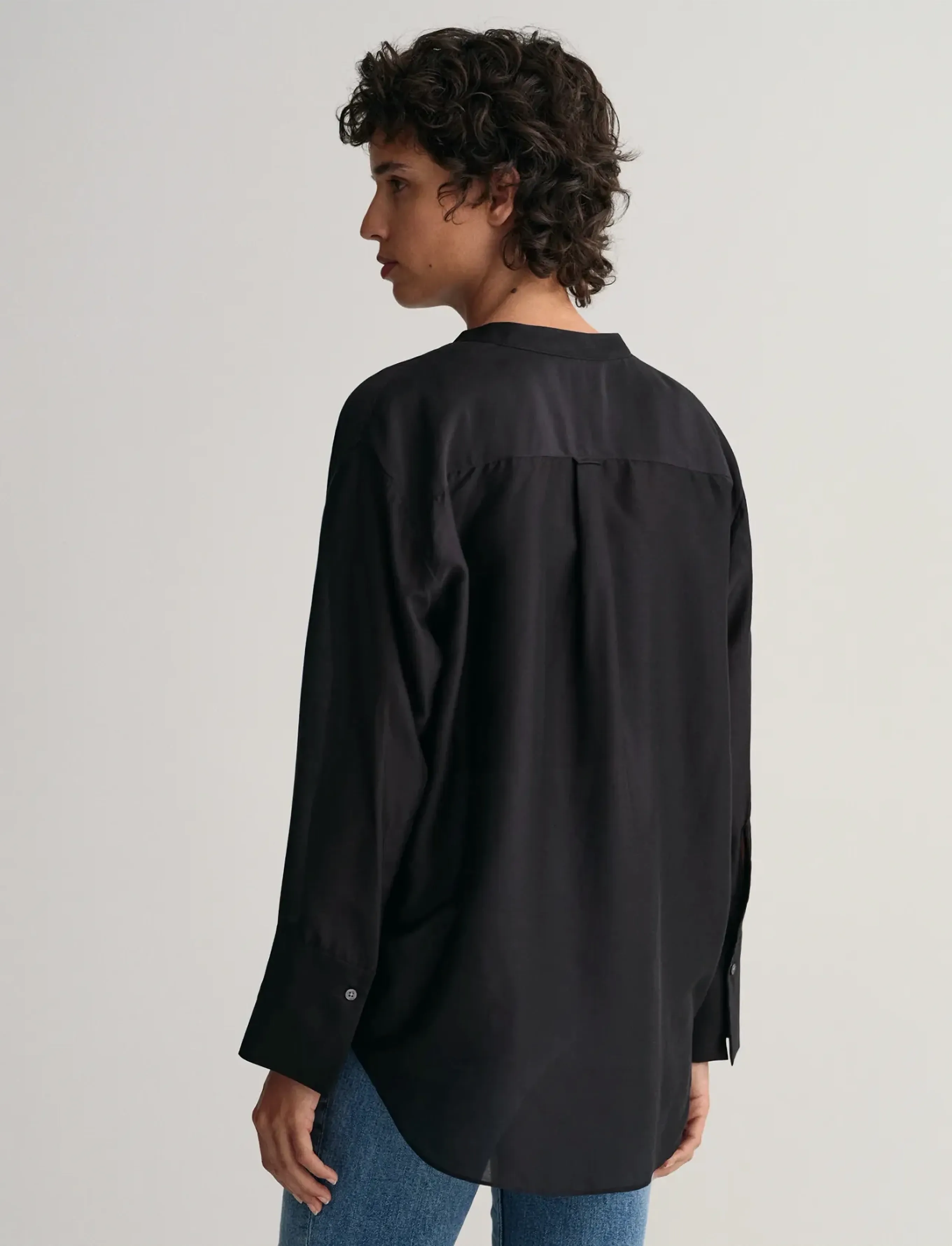 Gant - RELAXED STAND COLLAR BLOUSE - långärmade blusar - ebony black - 3