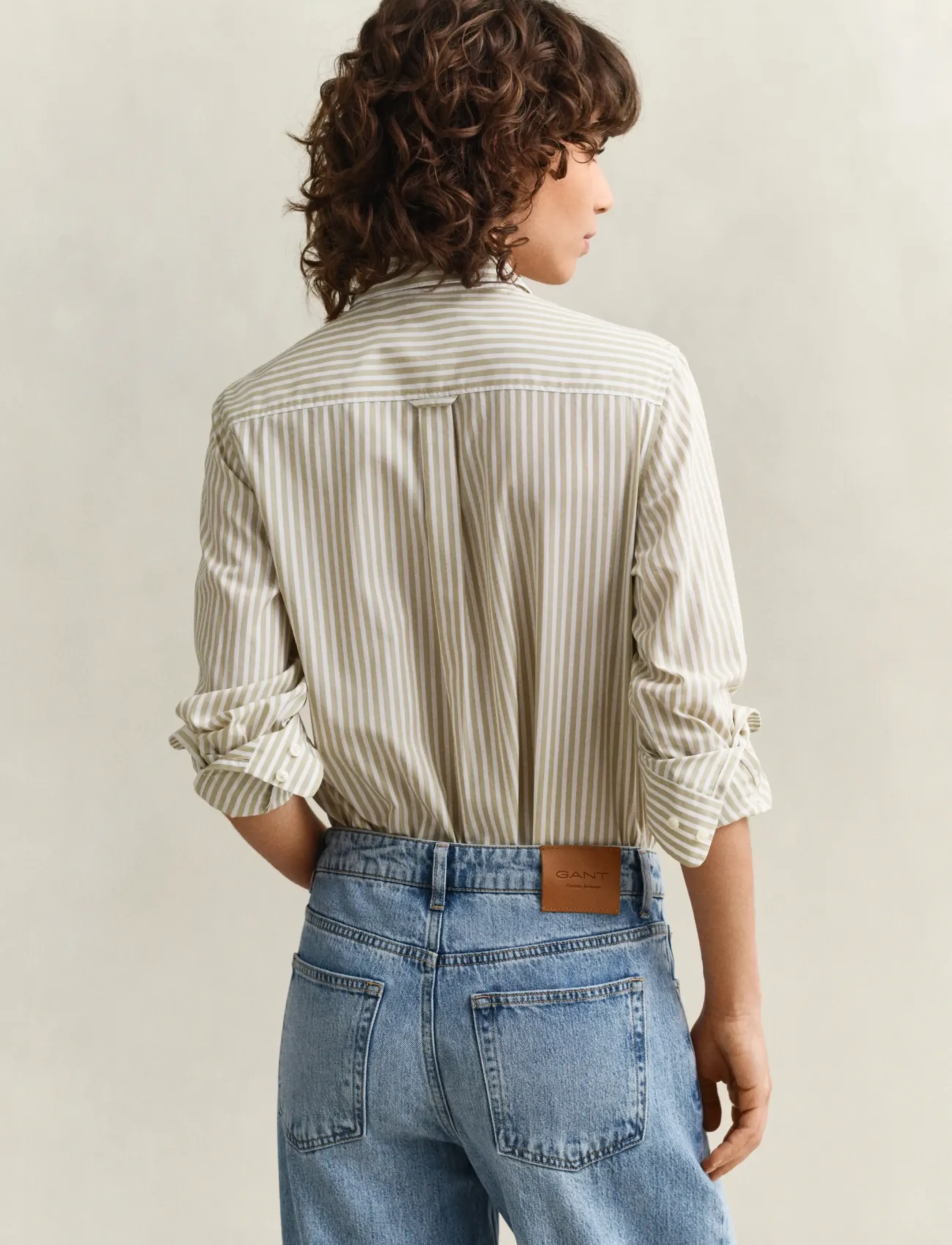 Gant - REG CLASSIC POPLIN STRIPED SHIRT - langærmede skjorter - country beige - 2